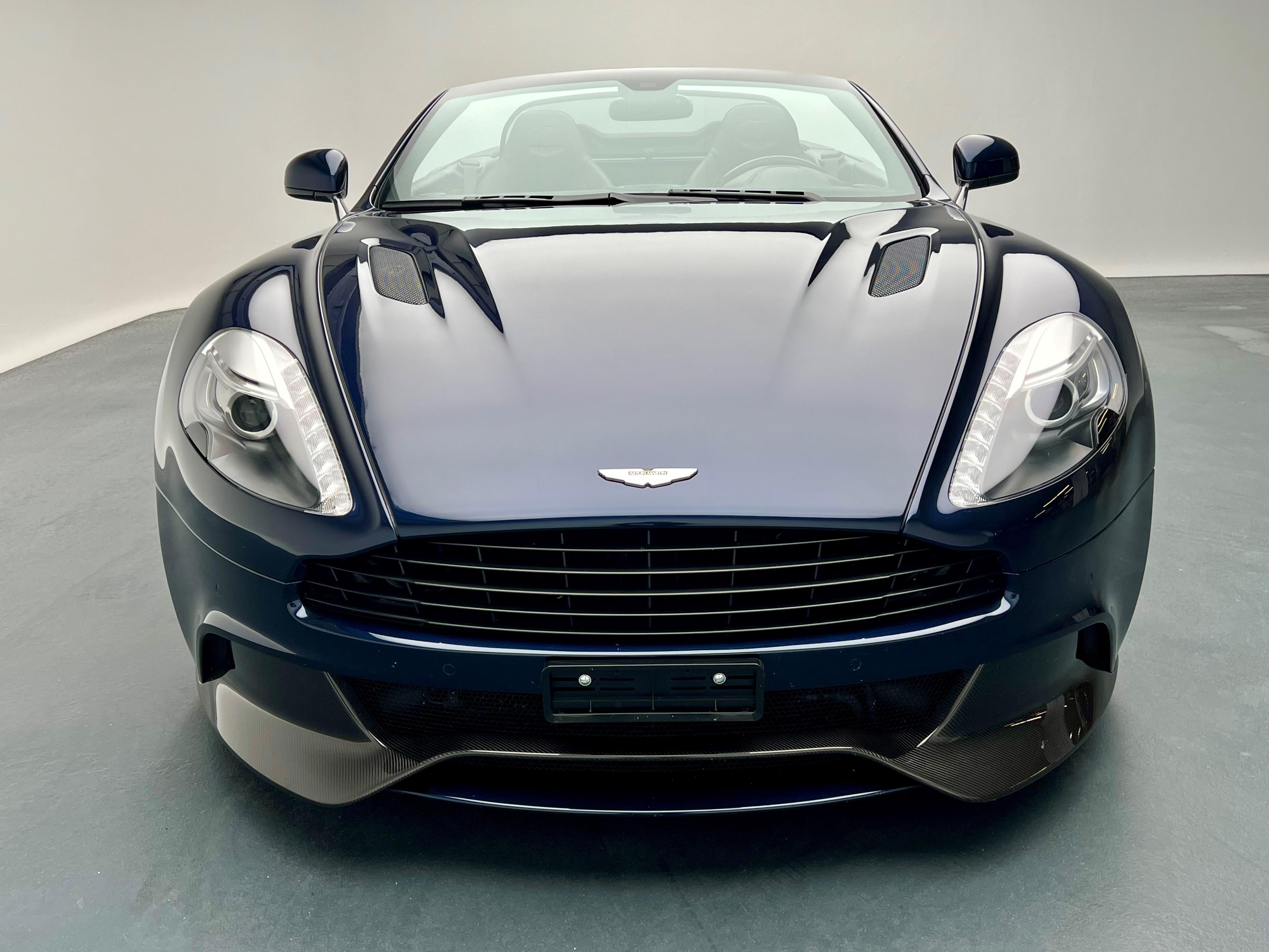 Aston Martin Vanquish 6.0 V12_13