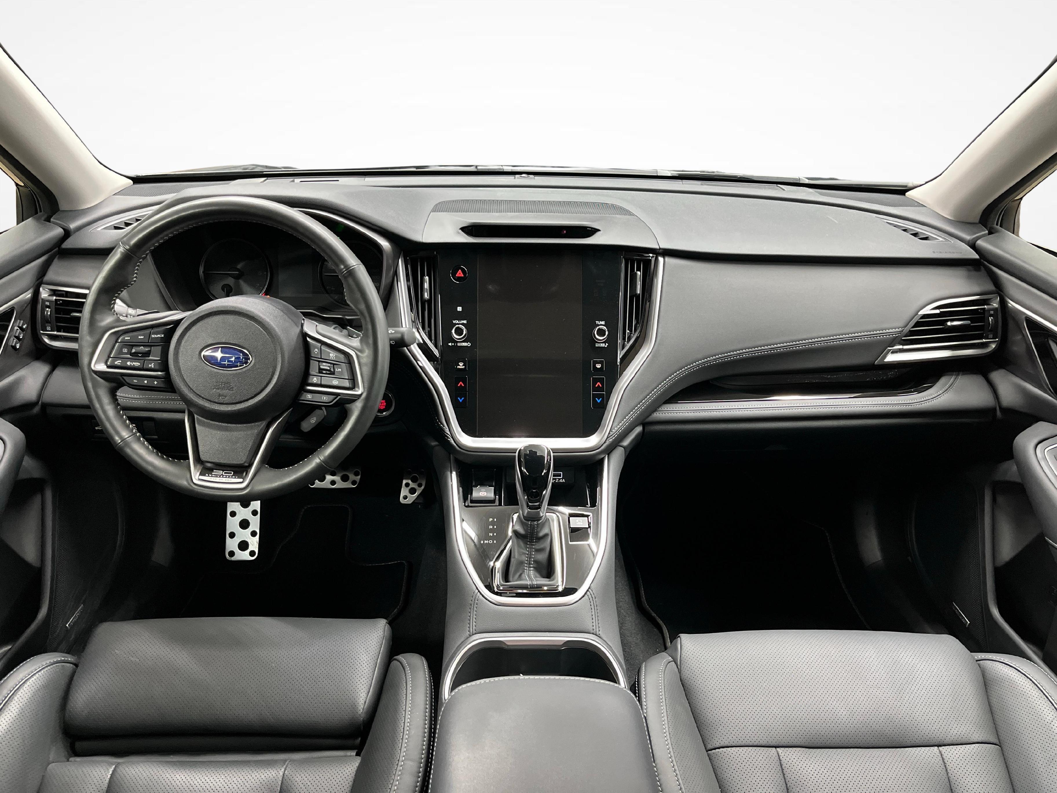 Subaru Outback 2.5i 30th Anniversary Edition_9