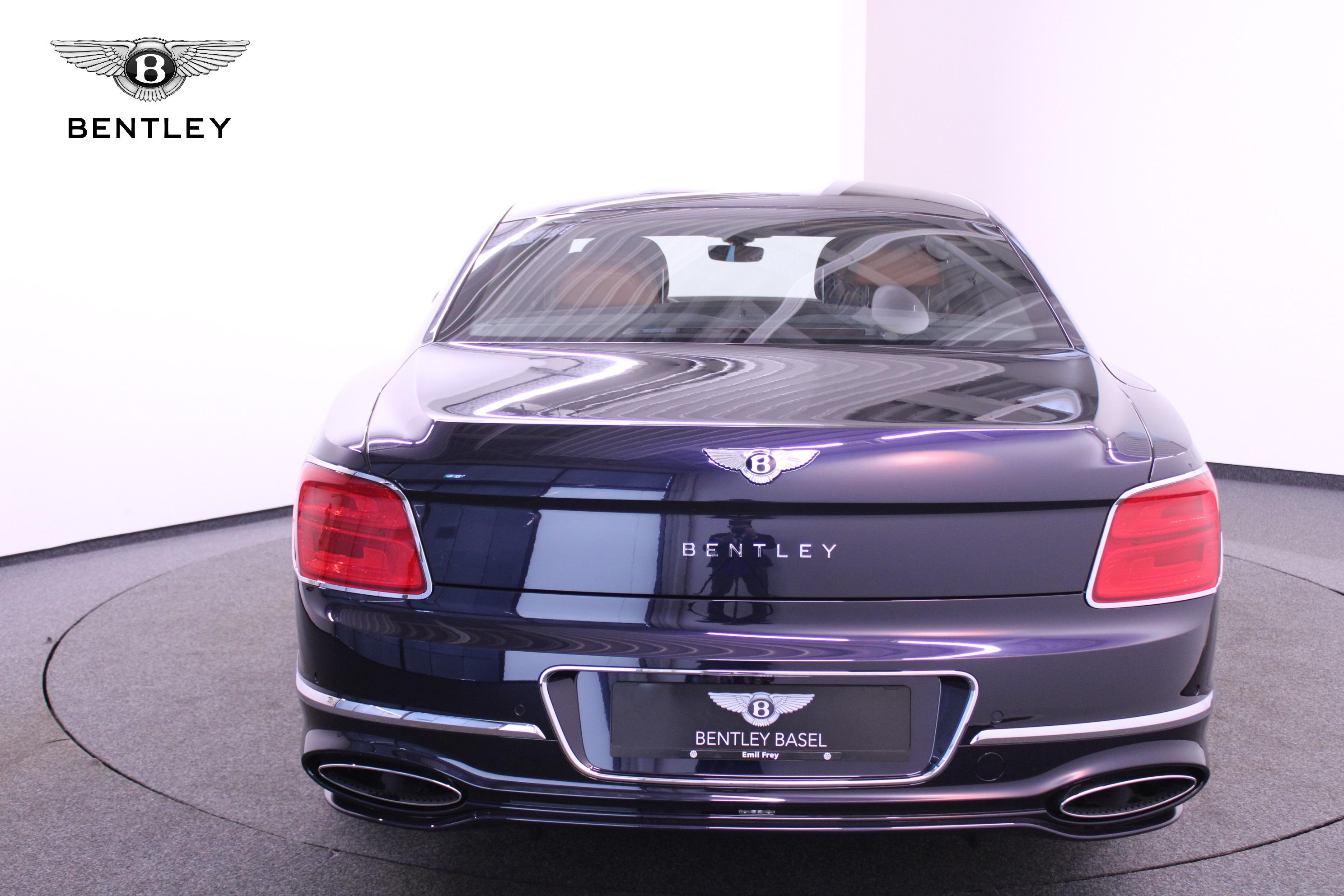 Bentley Flying Spur 4.0 V8 Mulliner_5