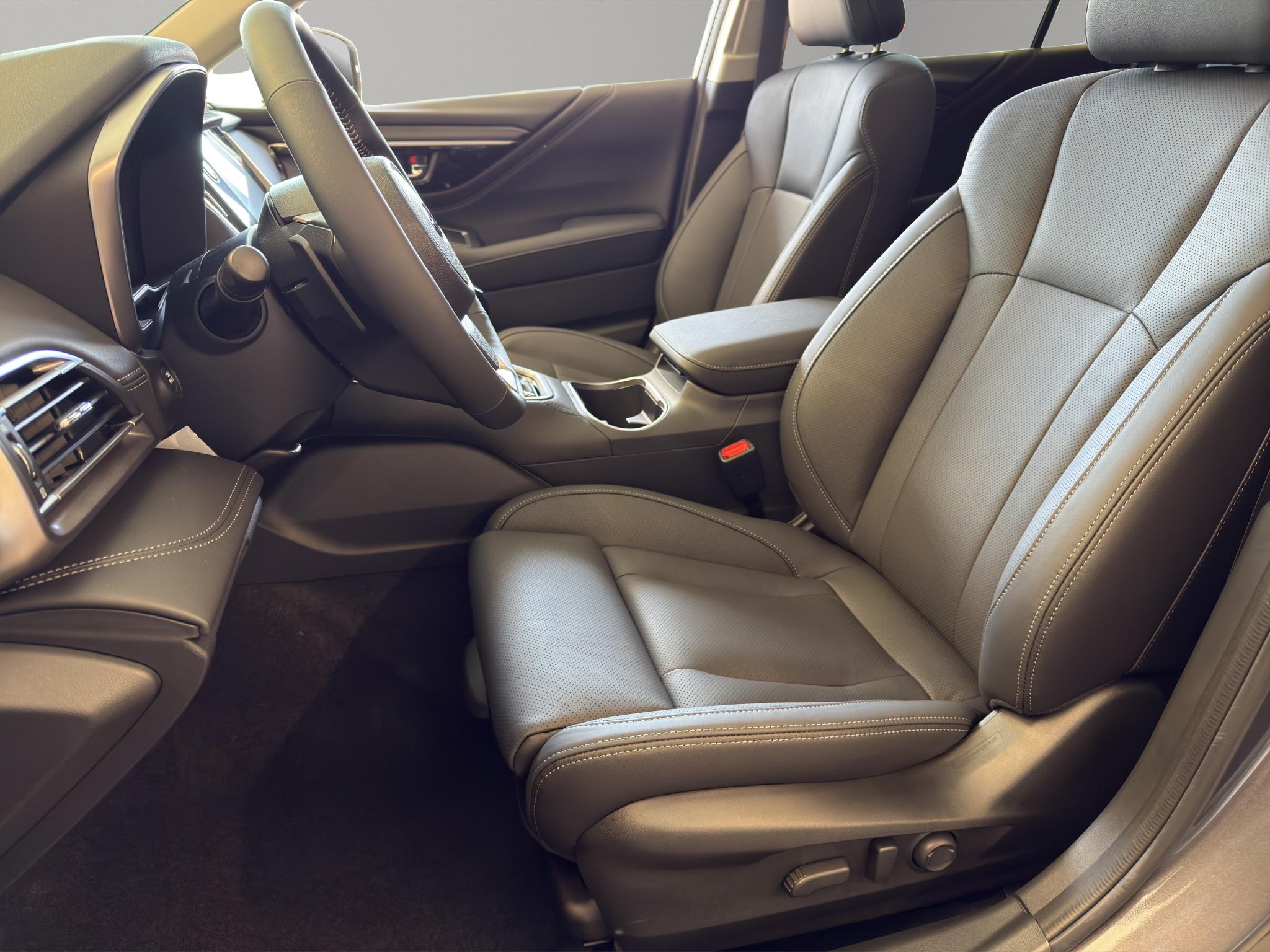 Subaru Outback 2.5i Final Edition_8