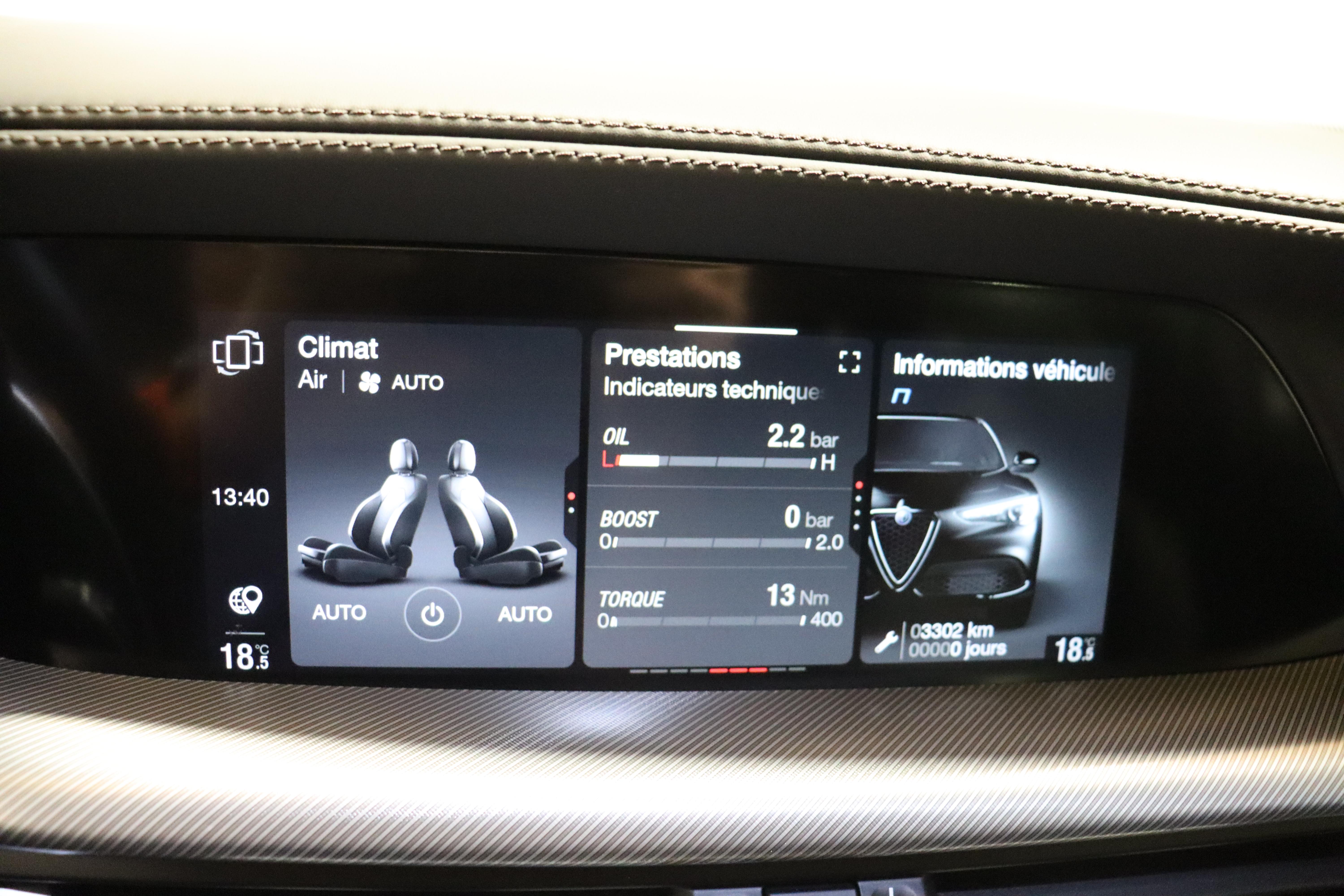 Alfa Romeo Stelvio 2.0 Q4 280 Veloce_13