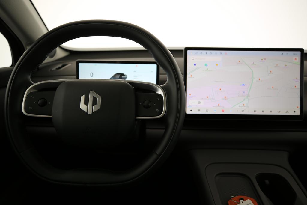 LEAPMOTOR C10 Design_6