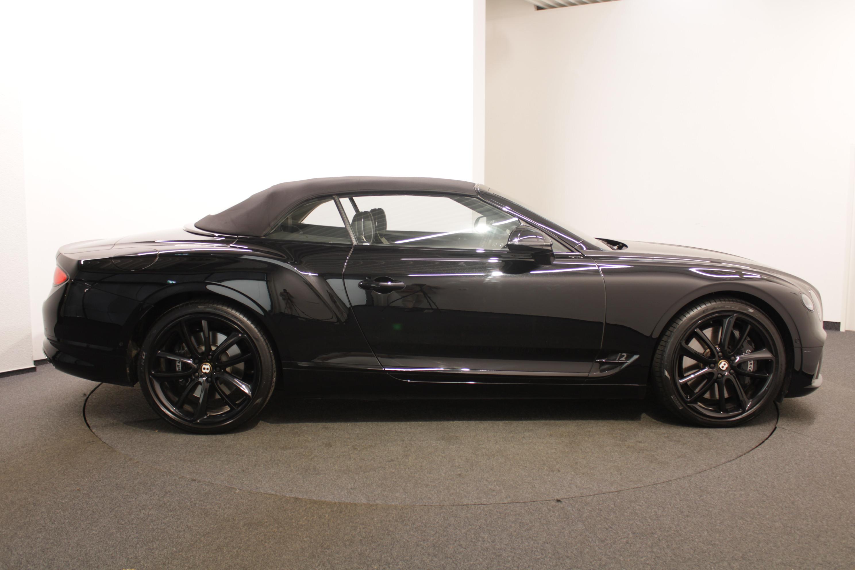 Bentley Continental GTC 6.0 W12_12