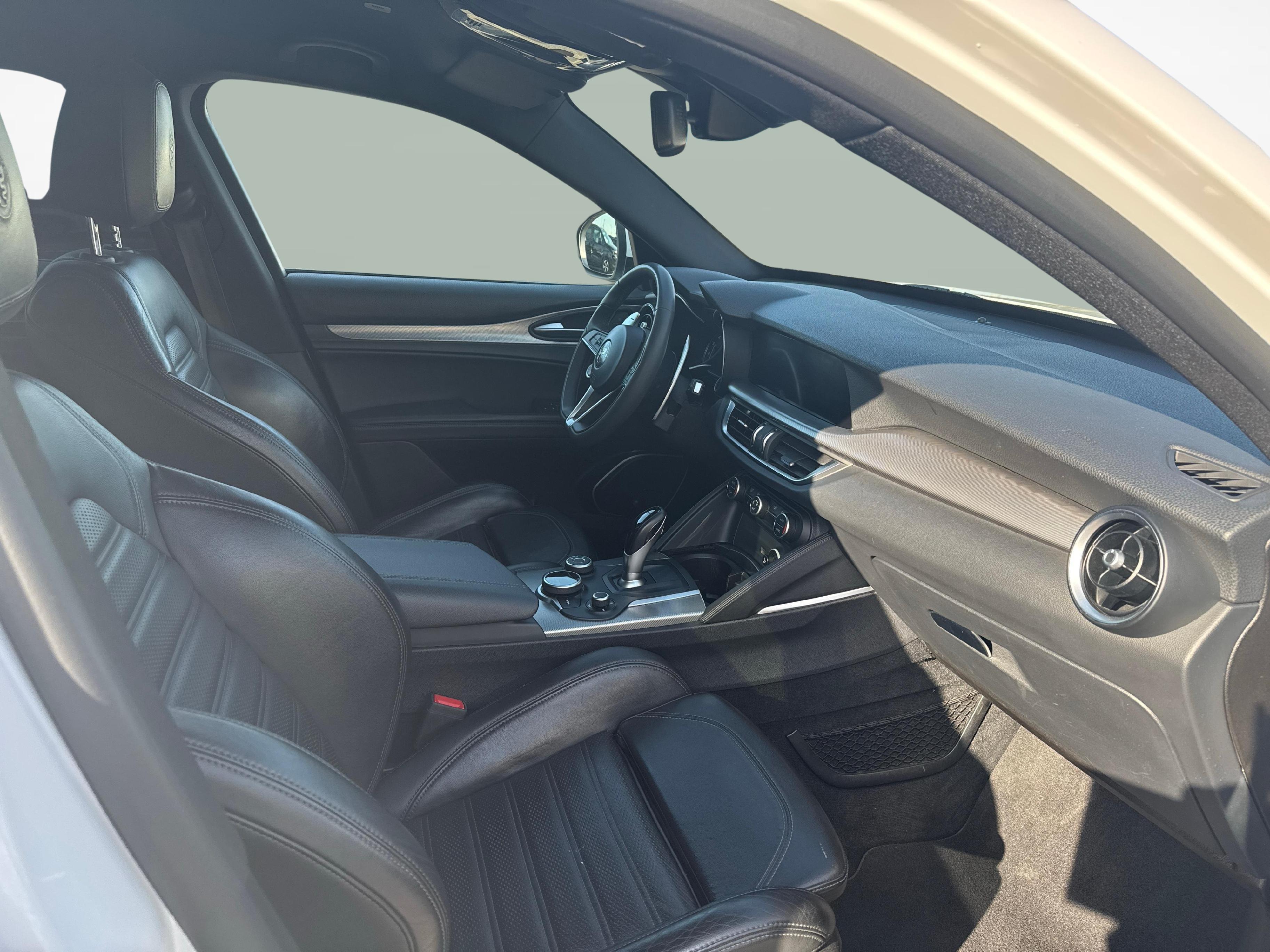 Alfa Romeo Stelvio 2.0 Q4 280 Super_10