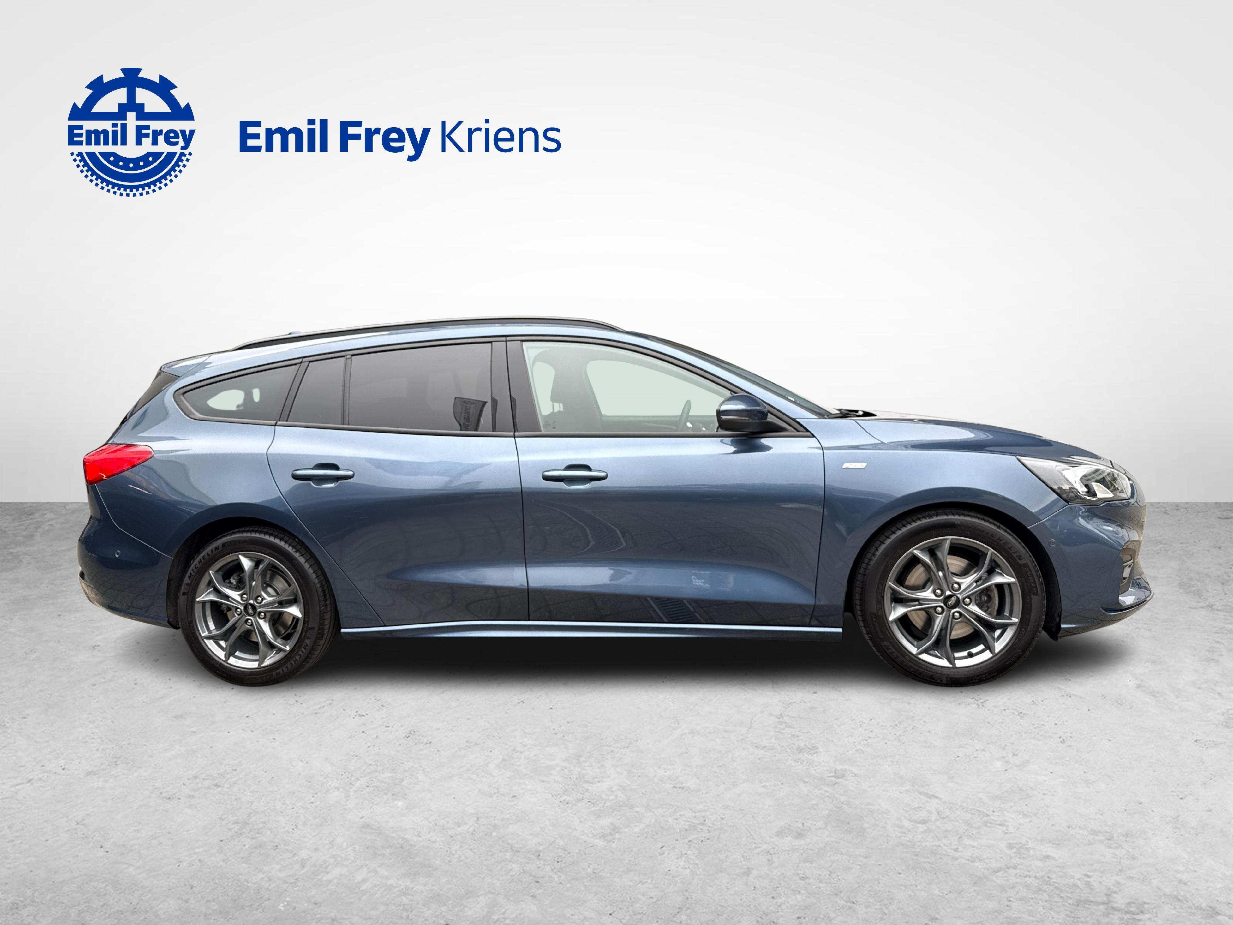 Ford Focus Station Wagon 1.0i EcoB 125 ST-Line_6
