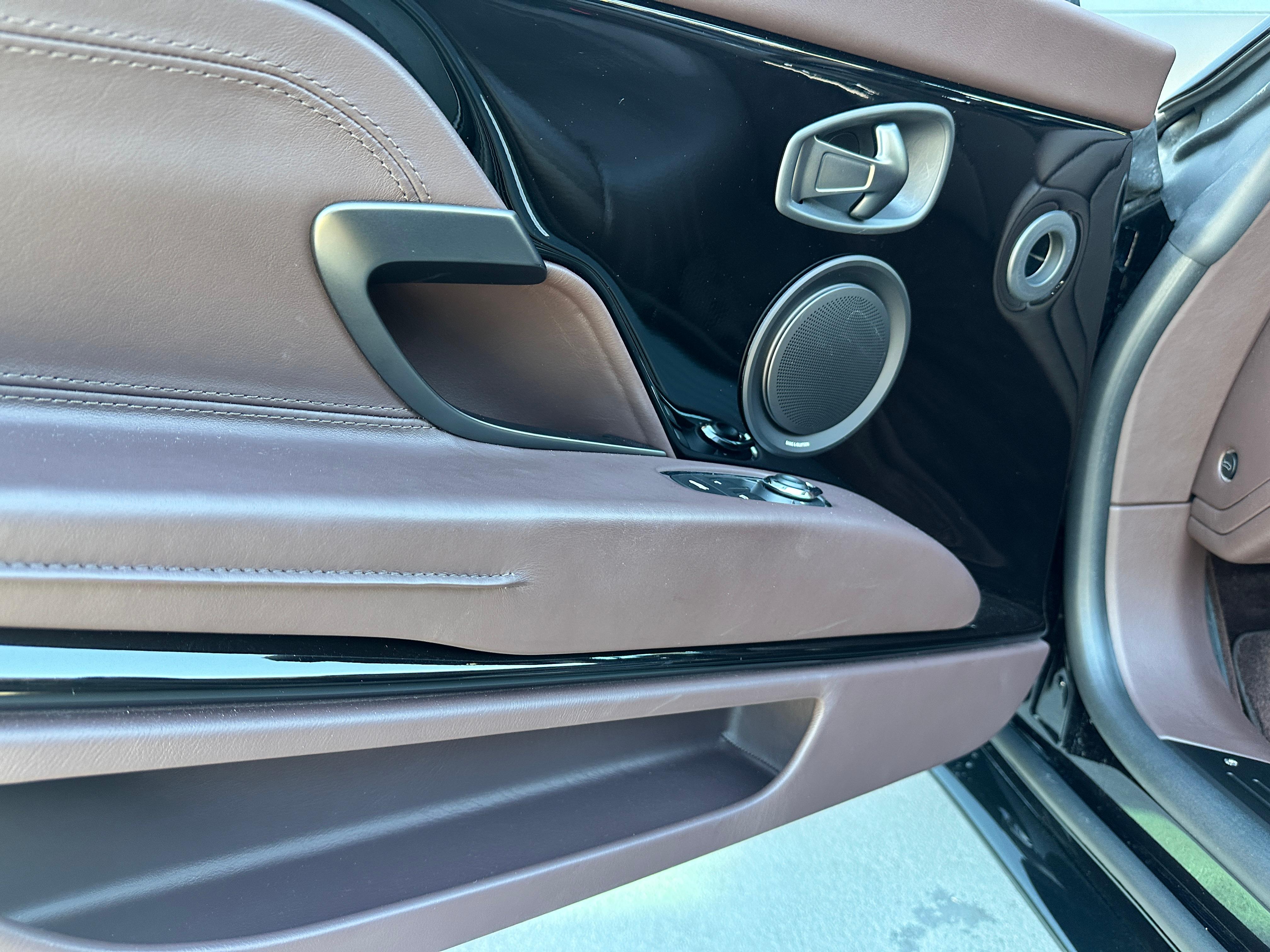 Aston Martin DB11 Volante 4.0 V8 Bi-Turbo_18