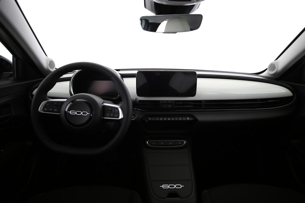 Fiat 600 1.2 Hybrid Icon Swiss Edition_5