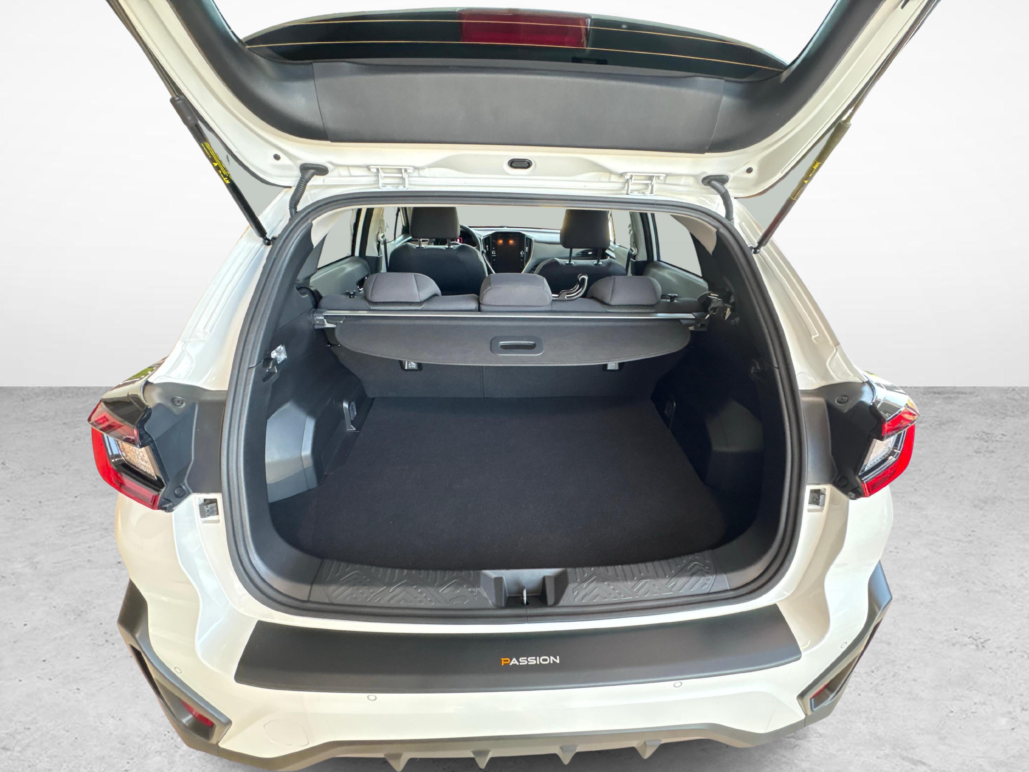 Subaru Crosstrek 2.0i e-Boxer Passion_12
