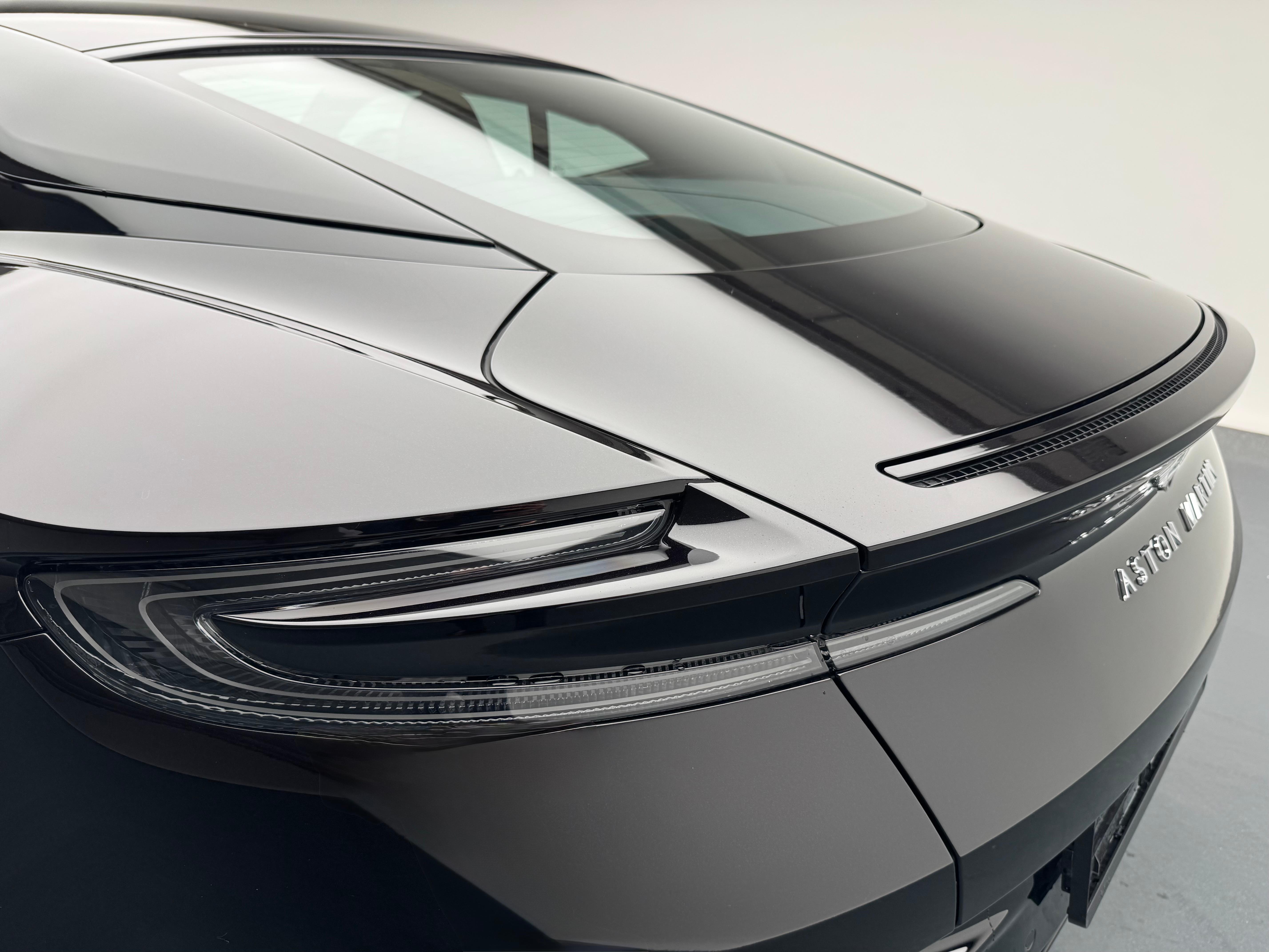 Aston Martin DB11 Coupé 4.0 V8 Bi-Turbo_20