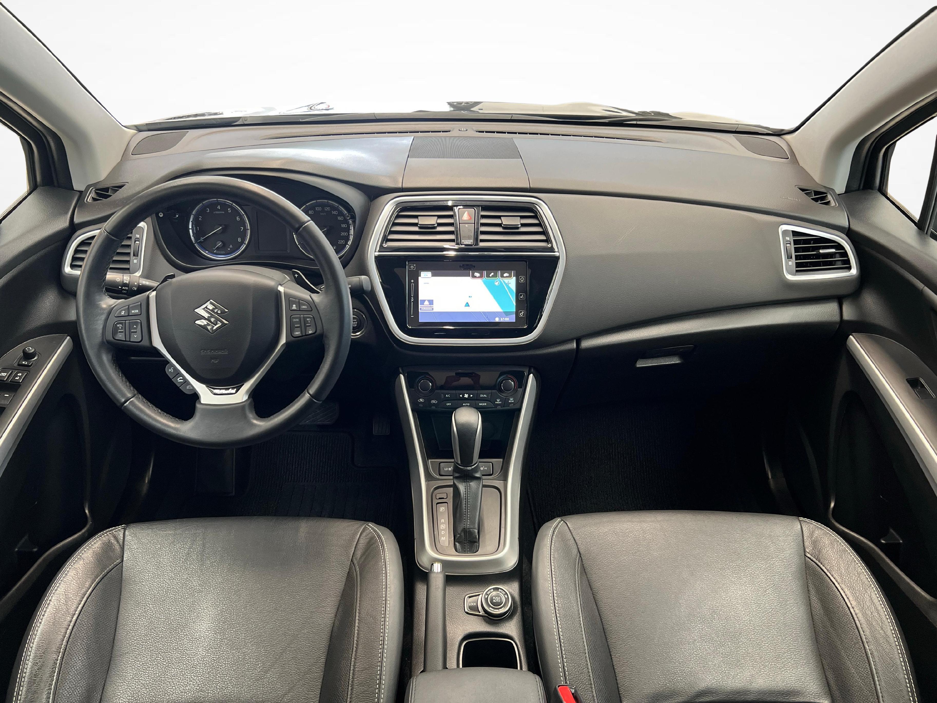 Suzuki SX4 S-Cross 1.4 T Piz Sulai Top Hybrid 4x4_9