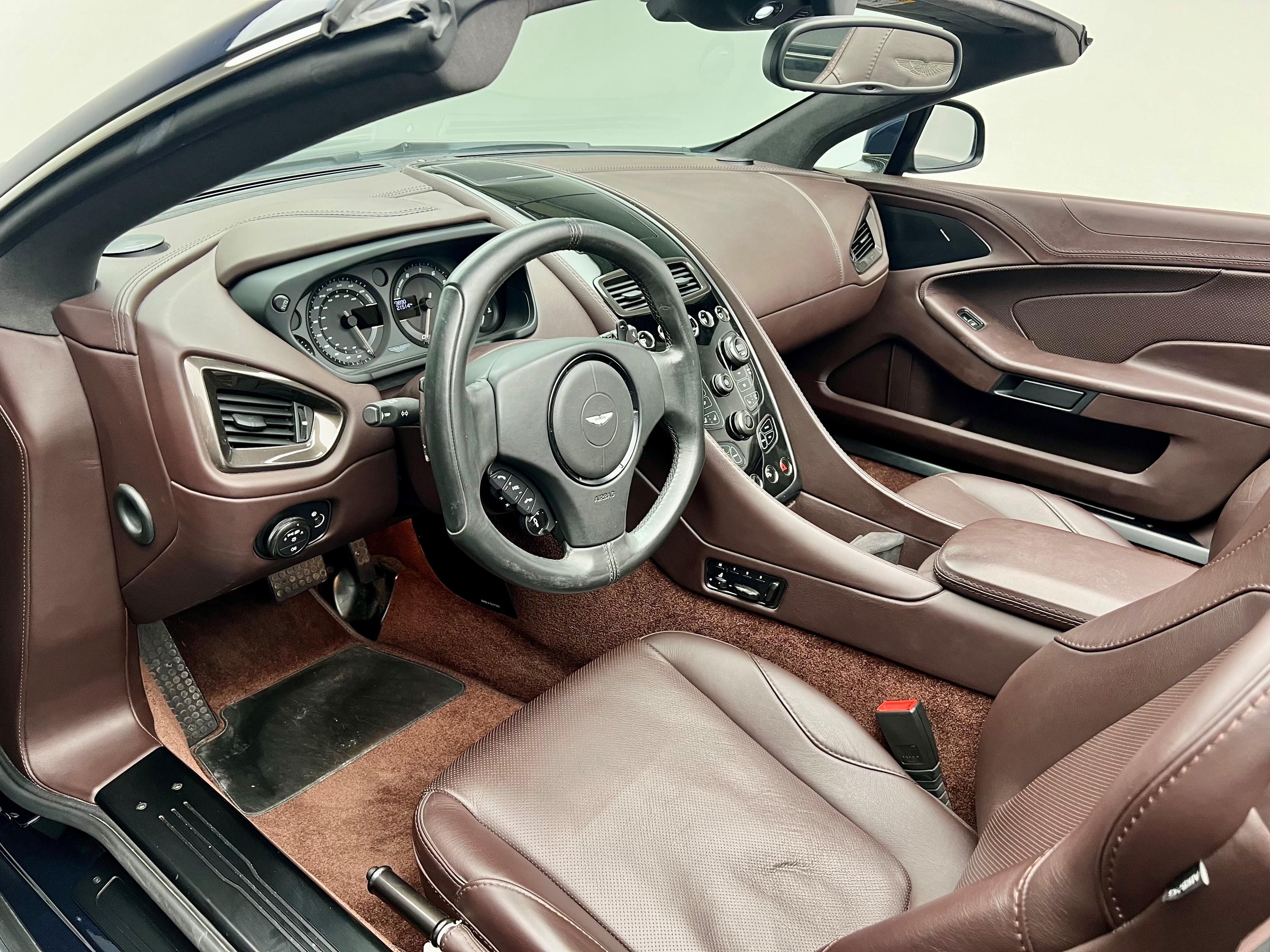 Aston Martin Vanquish 6.0 V12_3