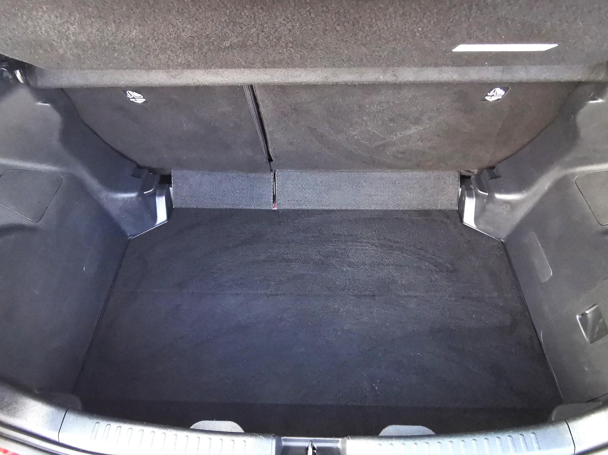 MAZDA 2 1.5 Hybrid_9
