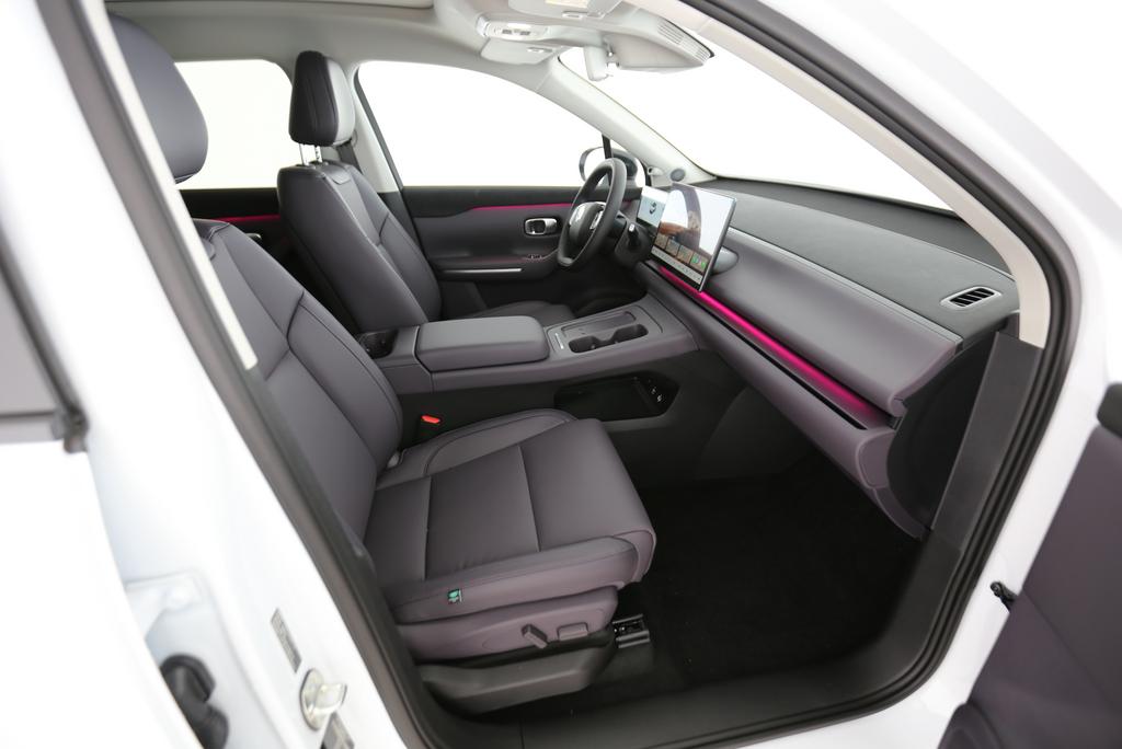 LEAPMOTOR 1.5 Hybrid EV_11