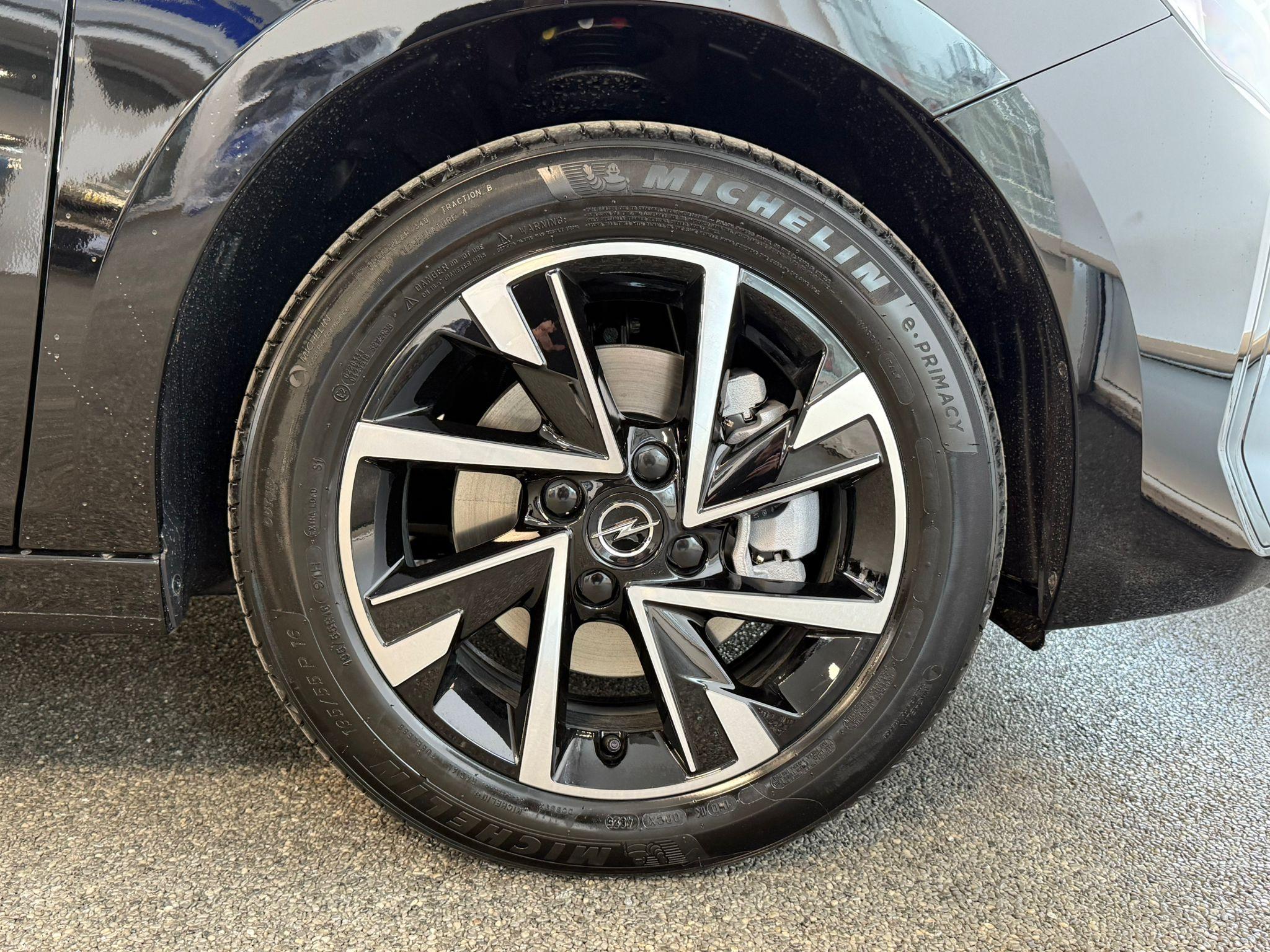 Opel Corsa 1.2 T Hybrid Viva_13