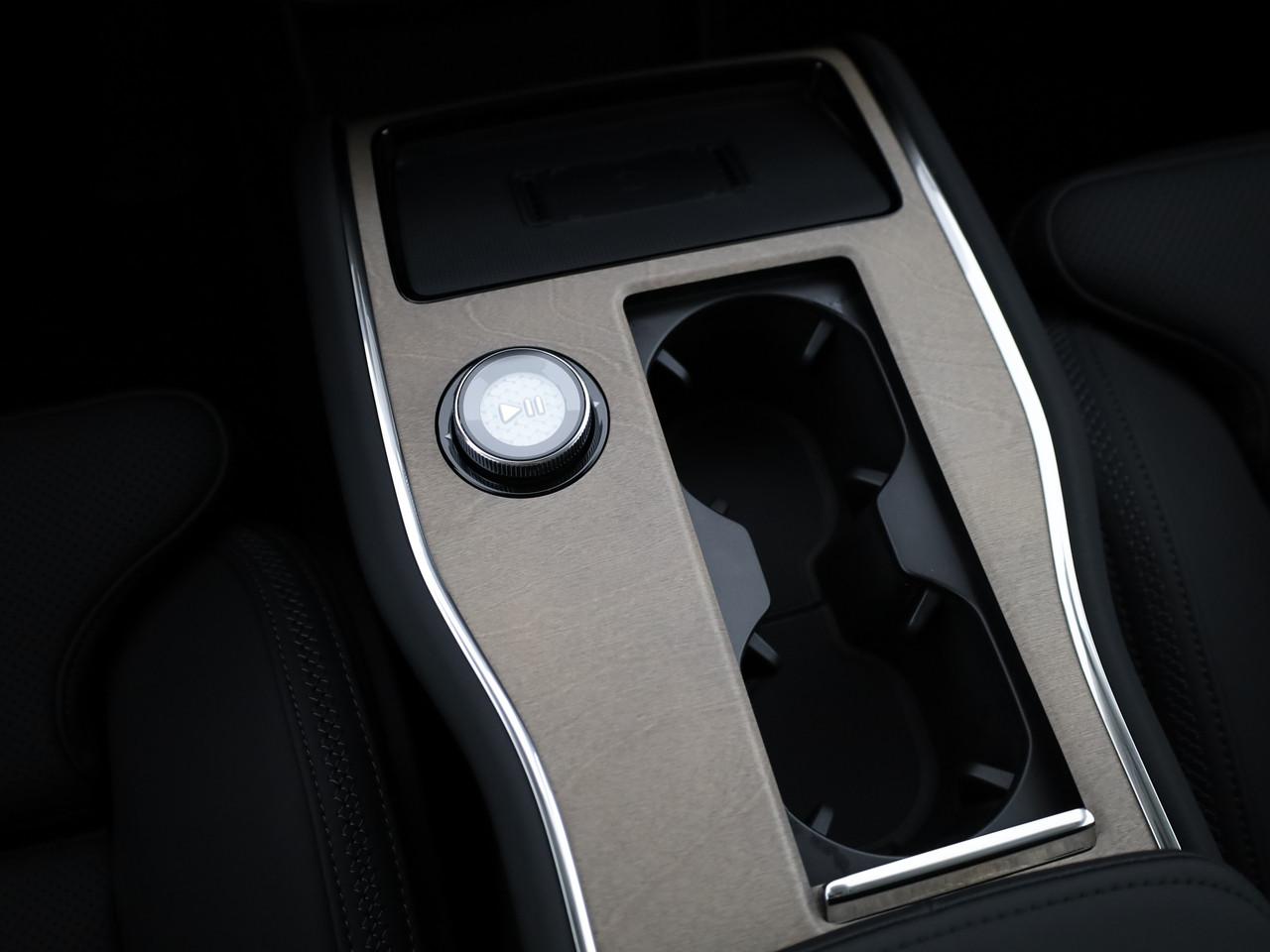 Volvo EX90 Twin Plus AWD_21