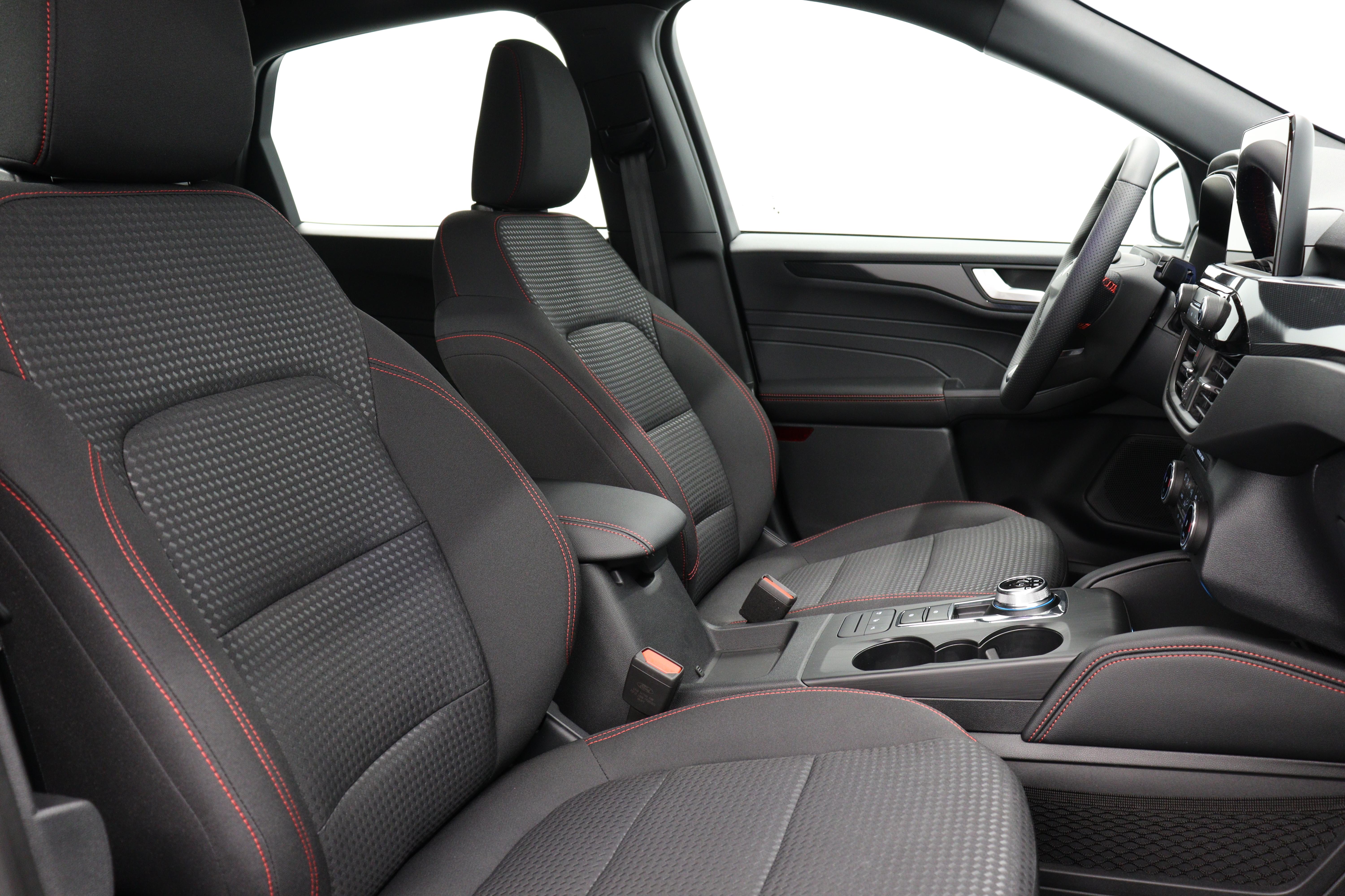 Ford Kuga 2.5 Hybrid ST-Line 4x4_7