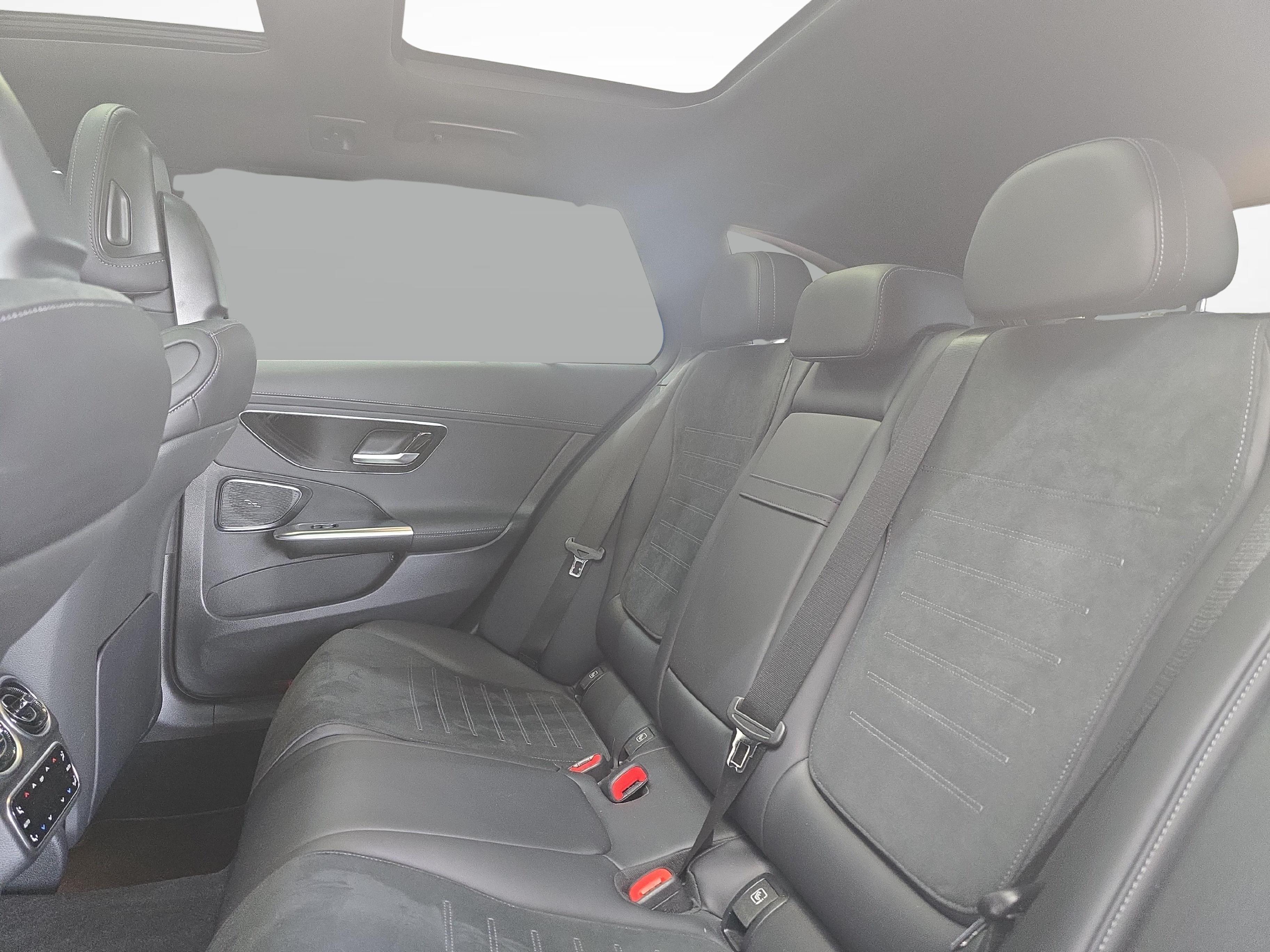 MERCEDES-BENZ C 220 d 4MATIC Swiss Star T-Modell AMG Line_10