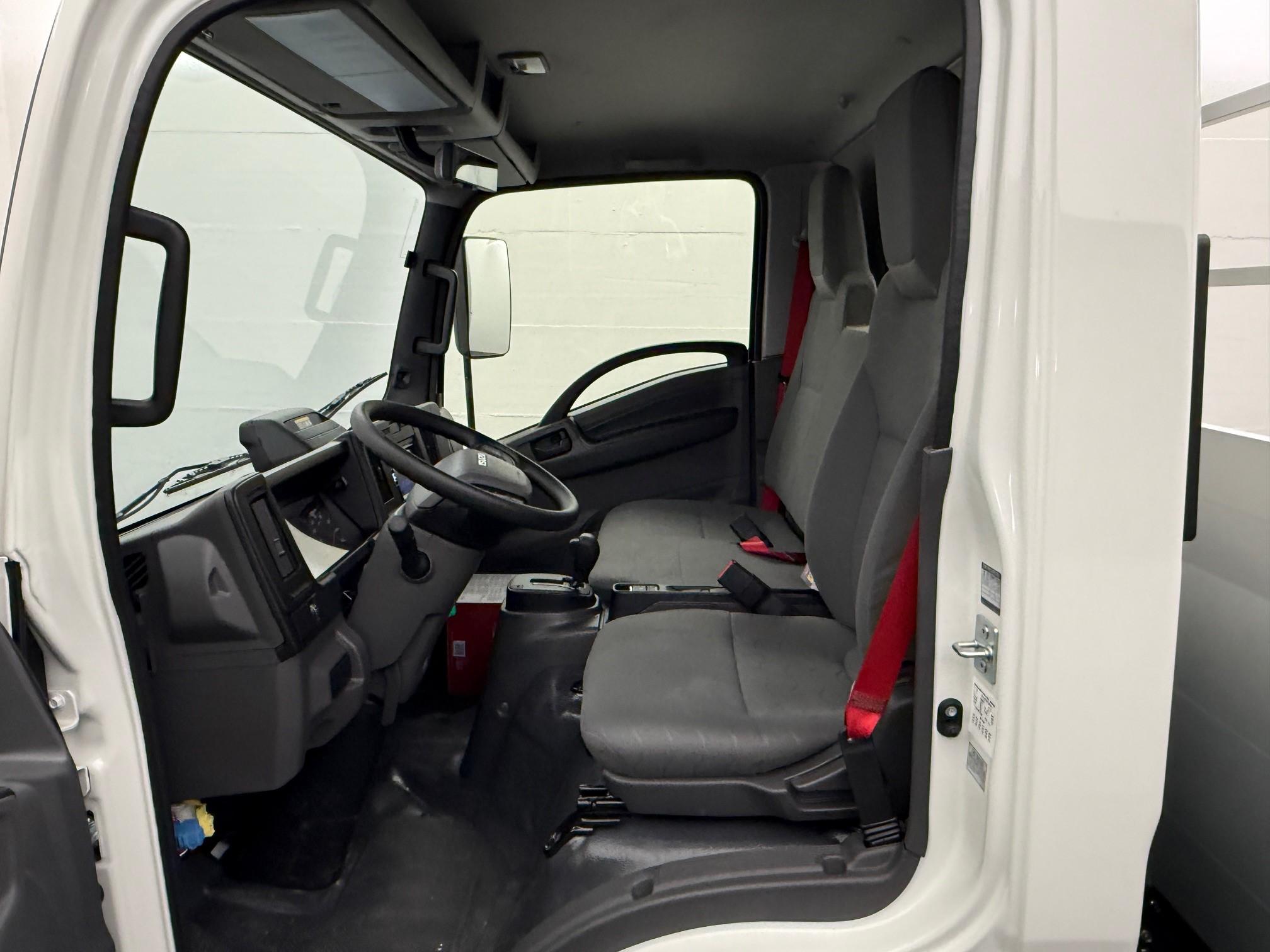 ISUZU M21 Kab.-Ch. E DR 1.9 Ddi TT_6