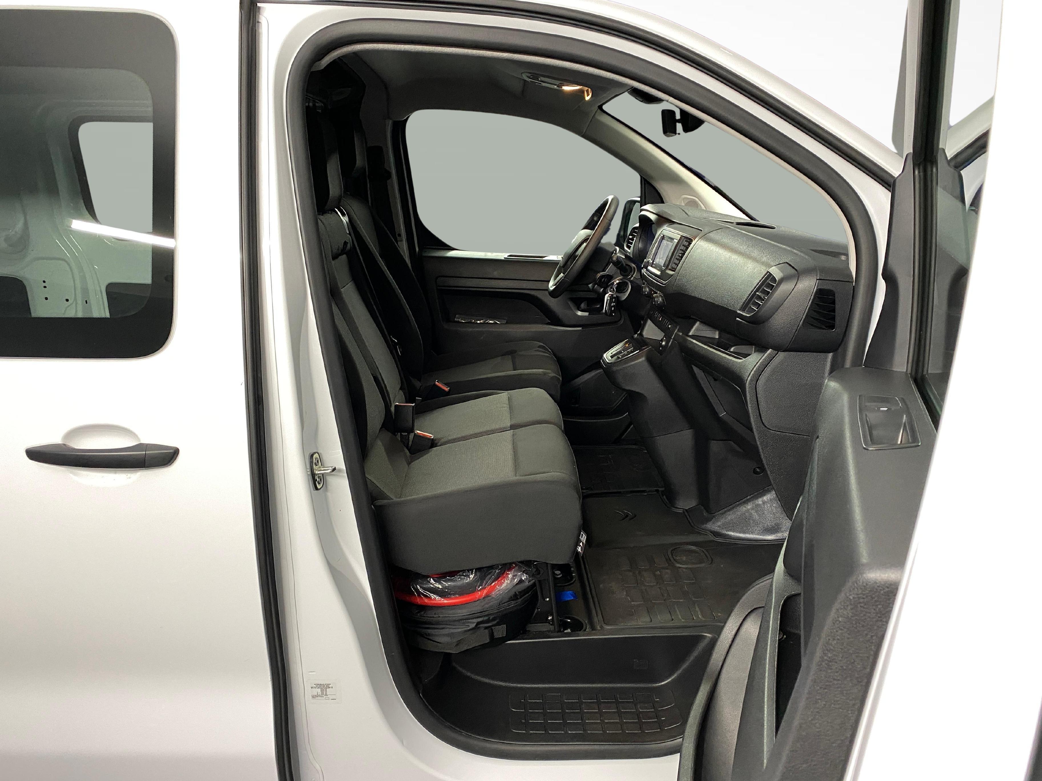 Citroën e-Jumpy Kaw. M 75 kWh_11