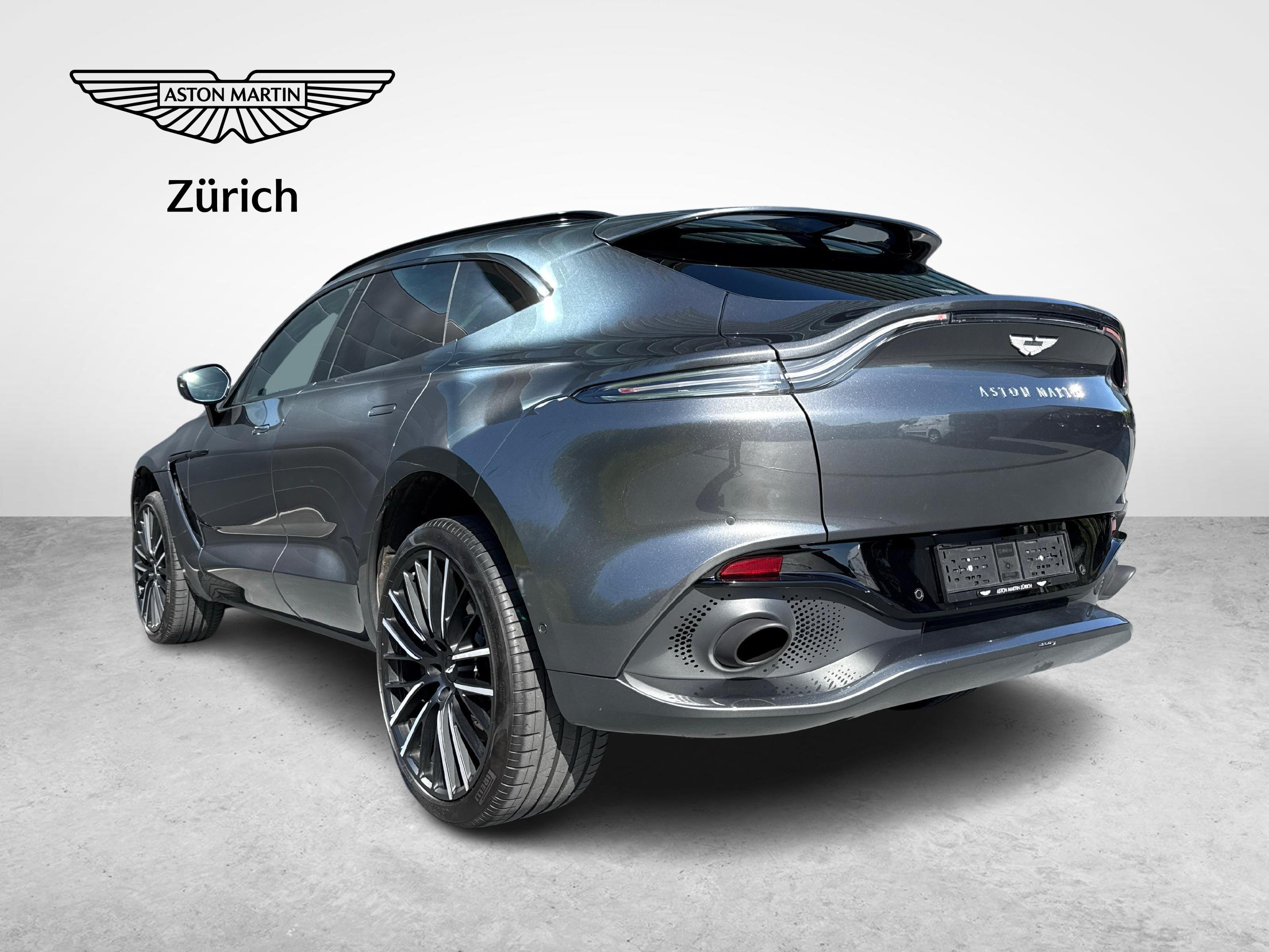 Aston Martin DBX 4.0 V8 Bi-Turbo_3