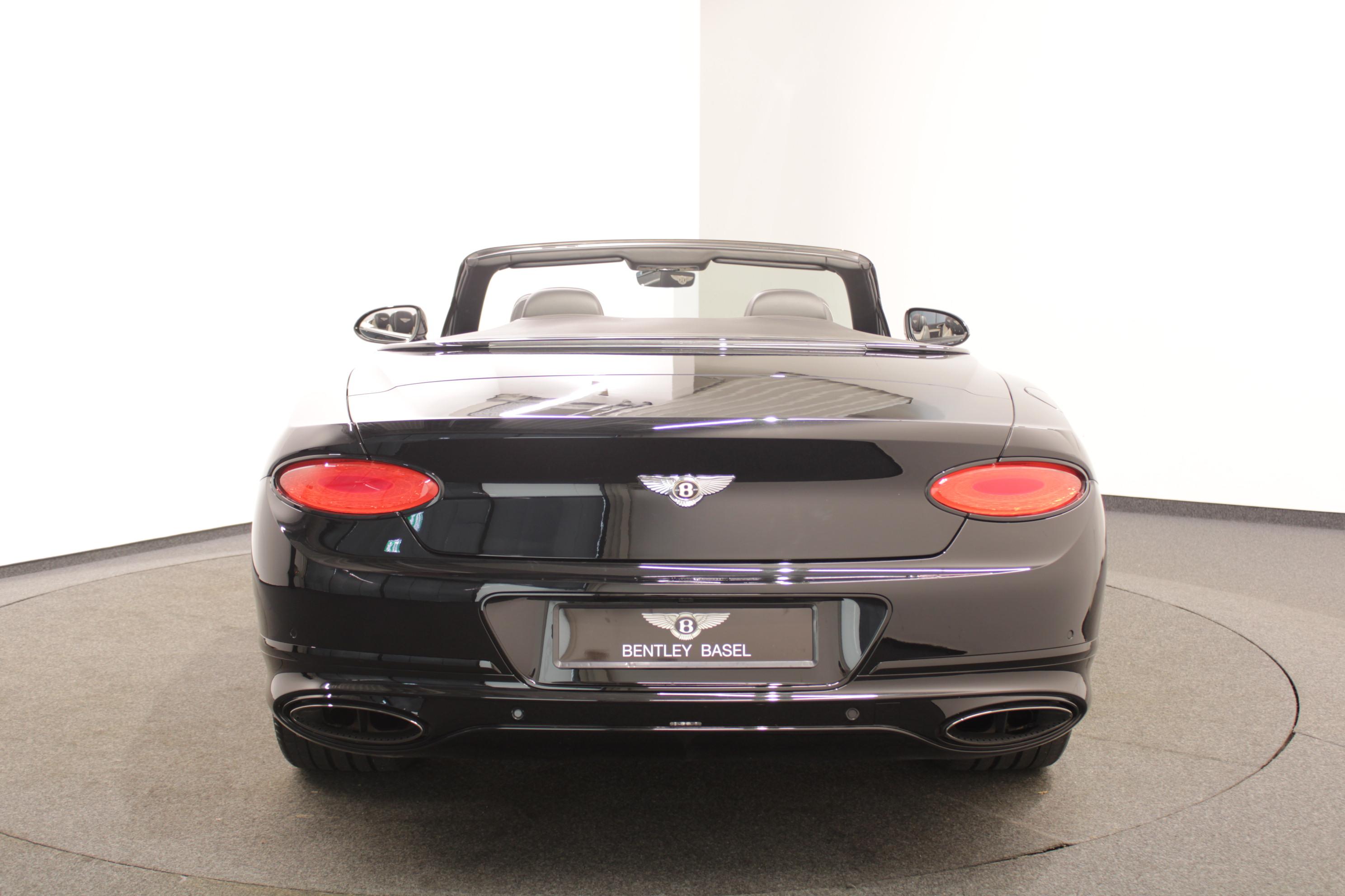 Bentley Continental GTC 6.0 W12_5