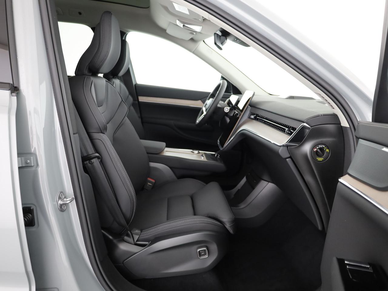 Volvo EX90 Twin Plus AWD_9