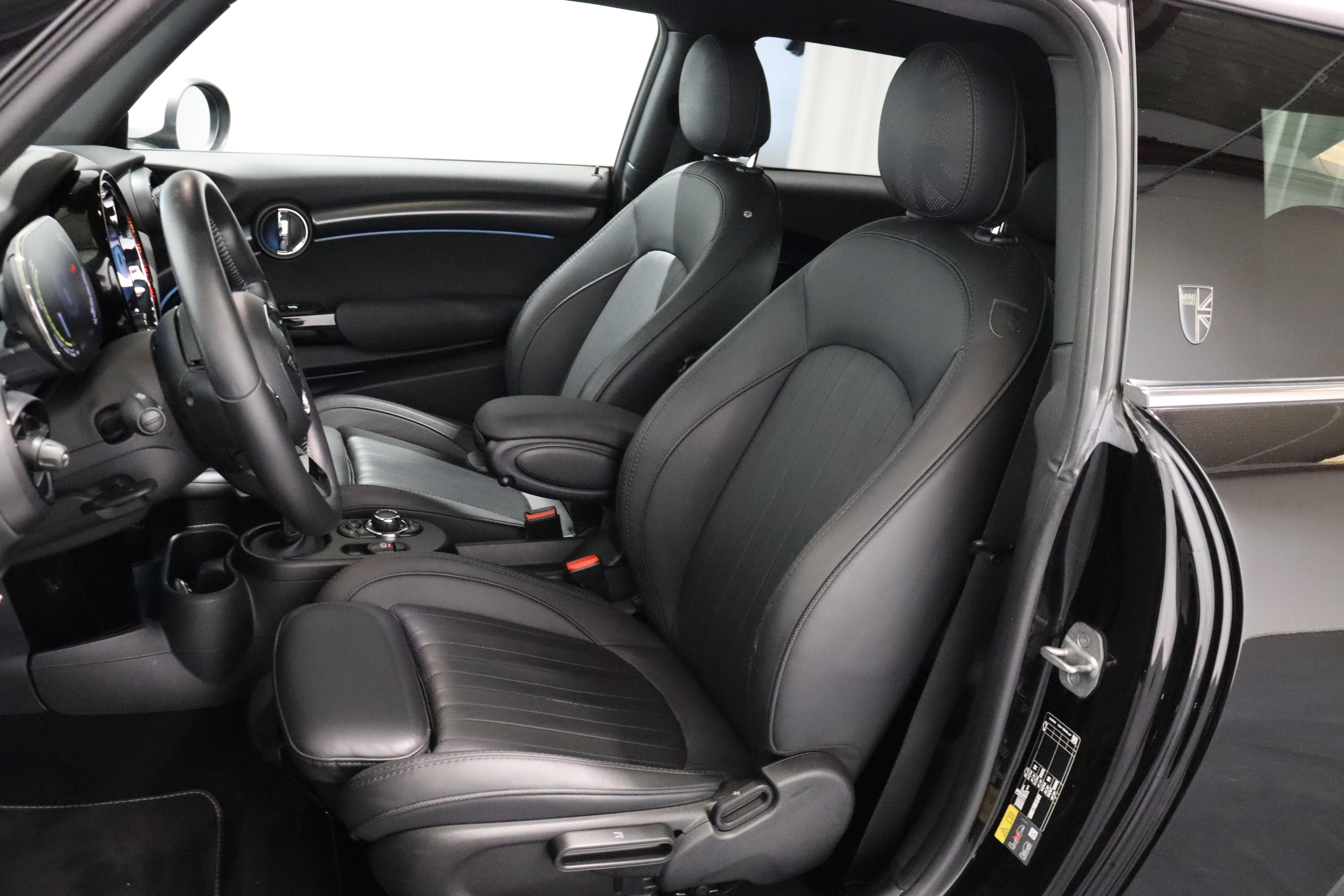 MINI F56 Cooper SE_8