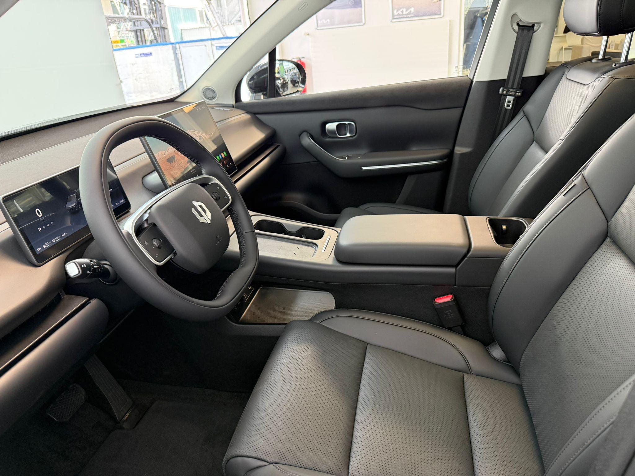 LEAPMOTOR C10 1.5 Hybrid EV_6