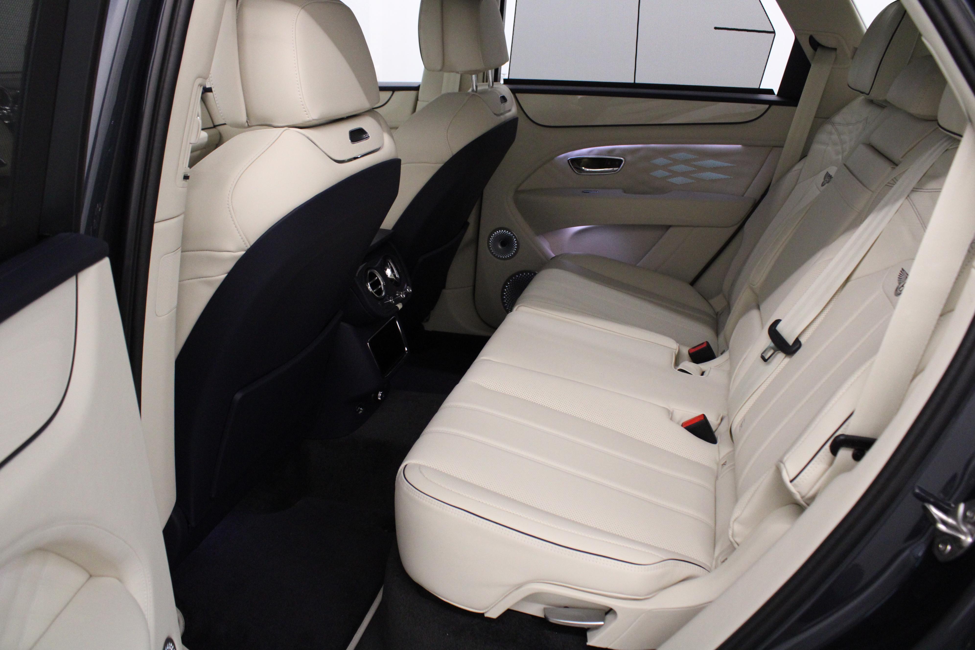 Bentley Bentayga 4.0 V8 Atelier Edition_13