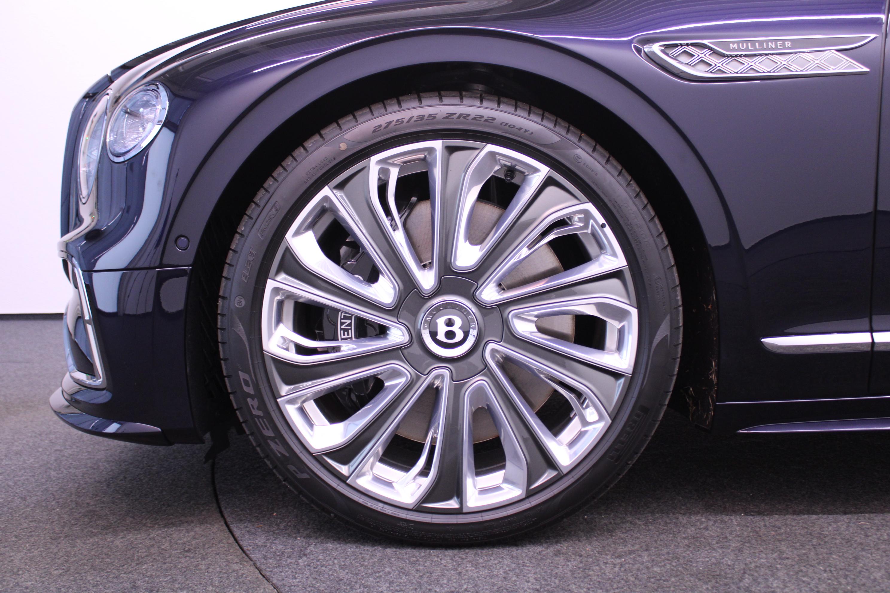 Bentley Flying Spur 4.0 V8 Mulliner_11
