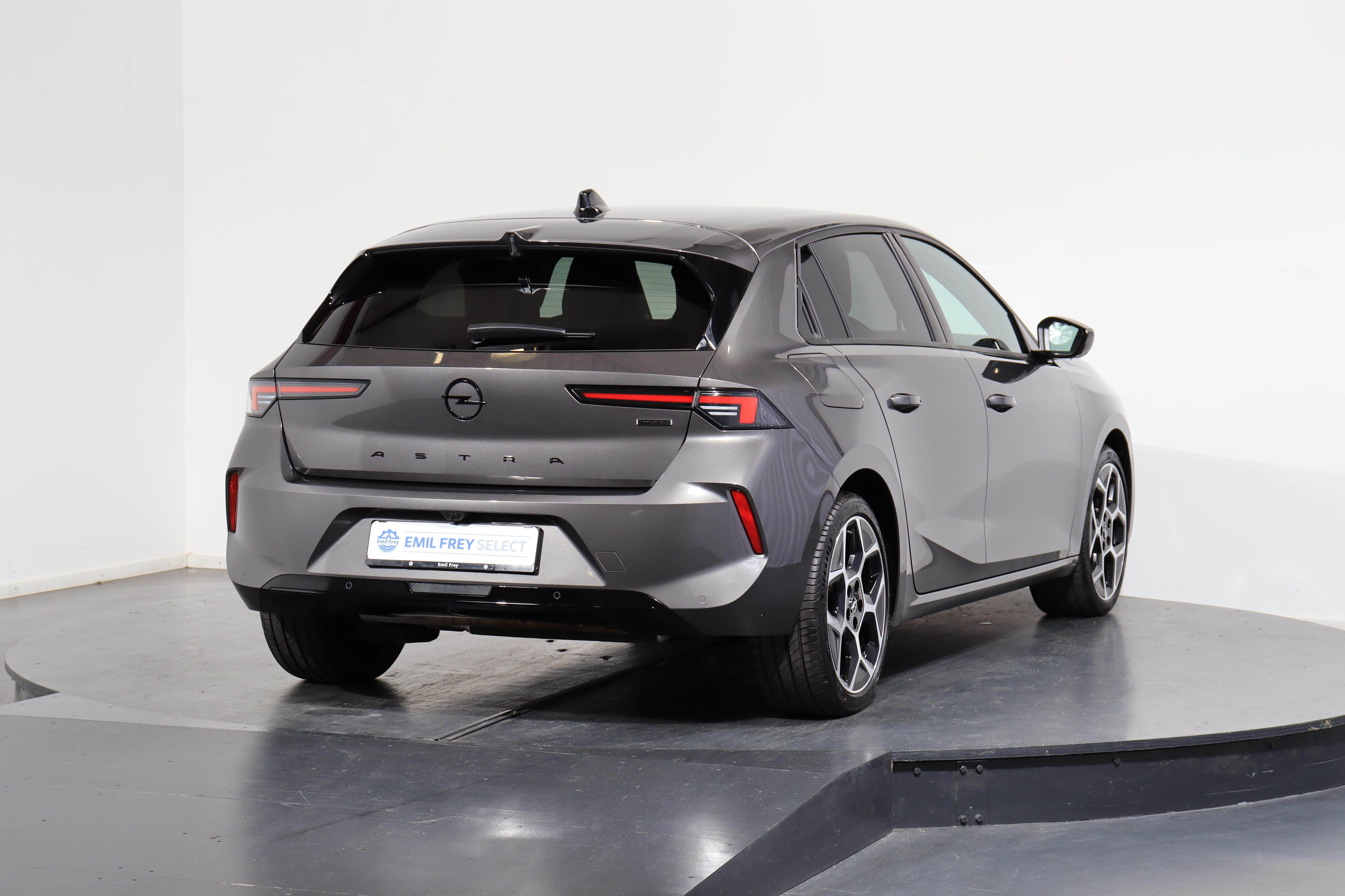 Opel Astra 1.6 T PHEV 180 Swiss Plus_3