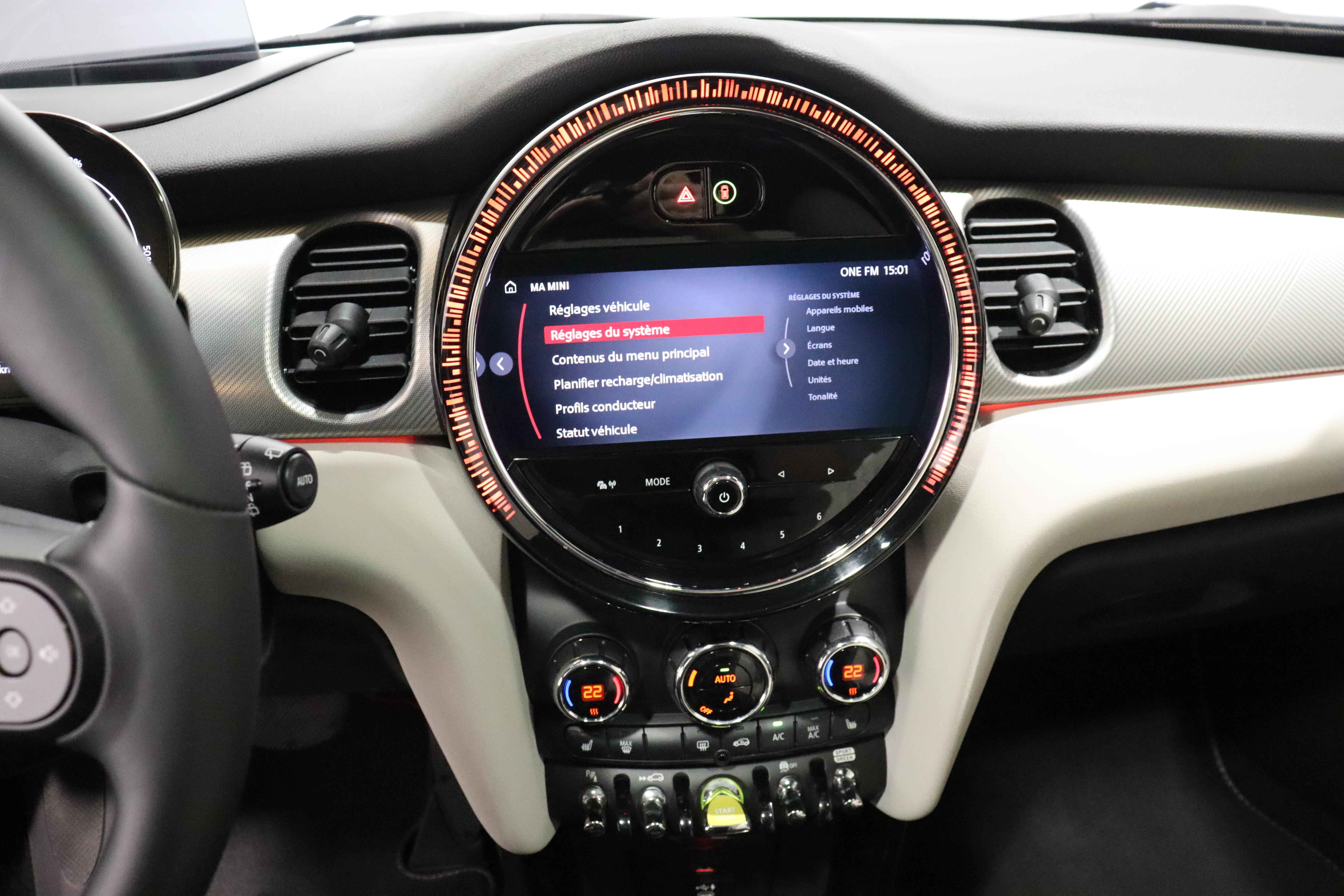 MINI F56 Cooper SE_15