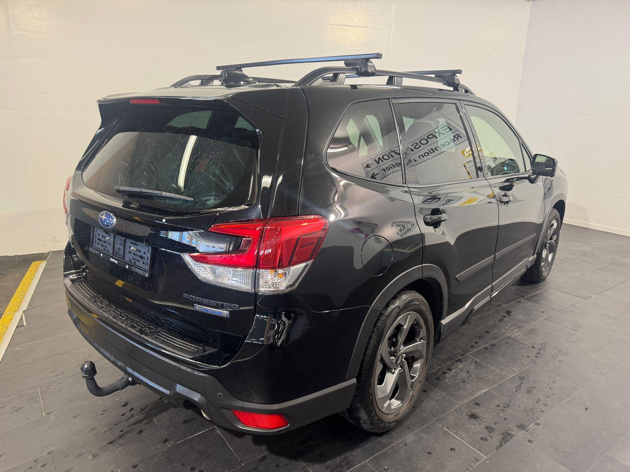 Subaru Forester Station 2.0i e-Boxer Black Edition_2