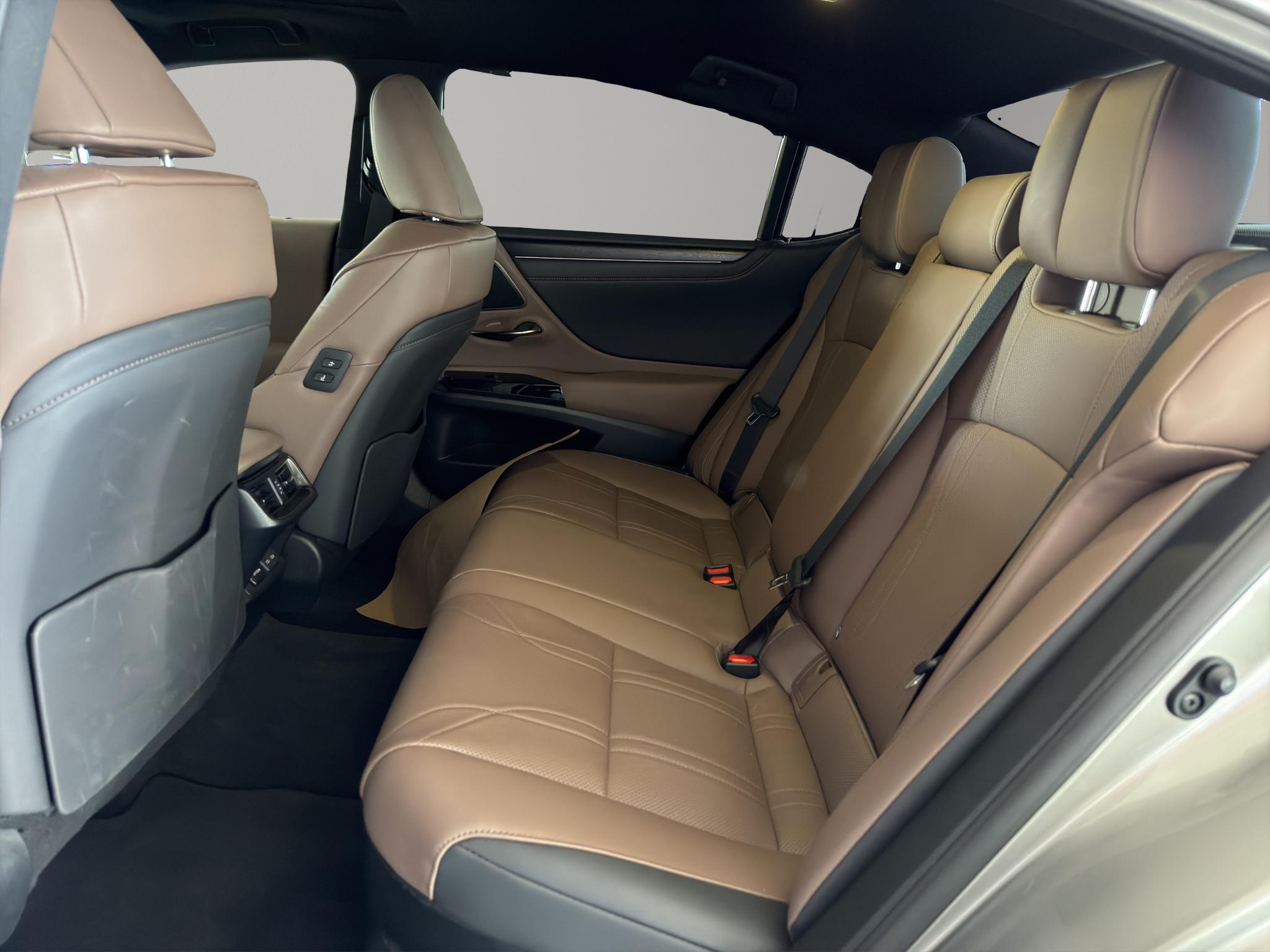 LEXUS ES 300h Excellence_6