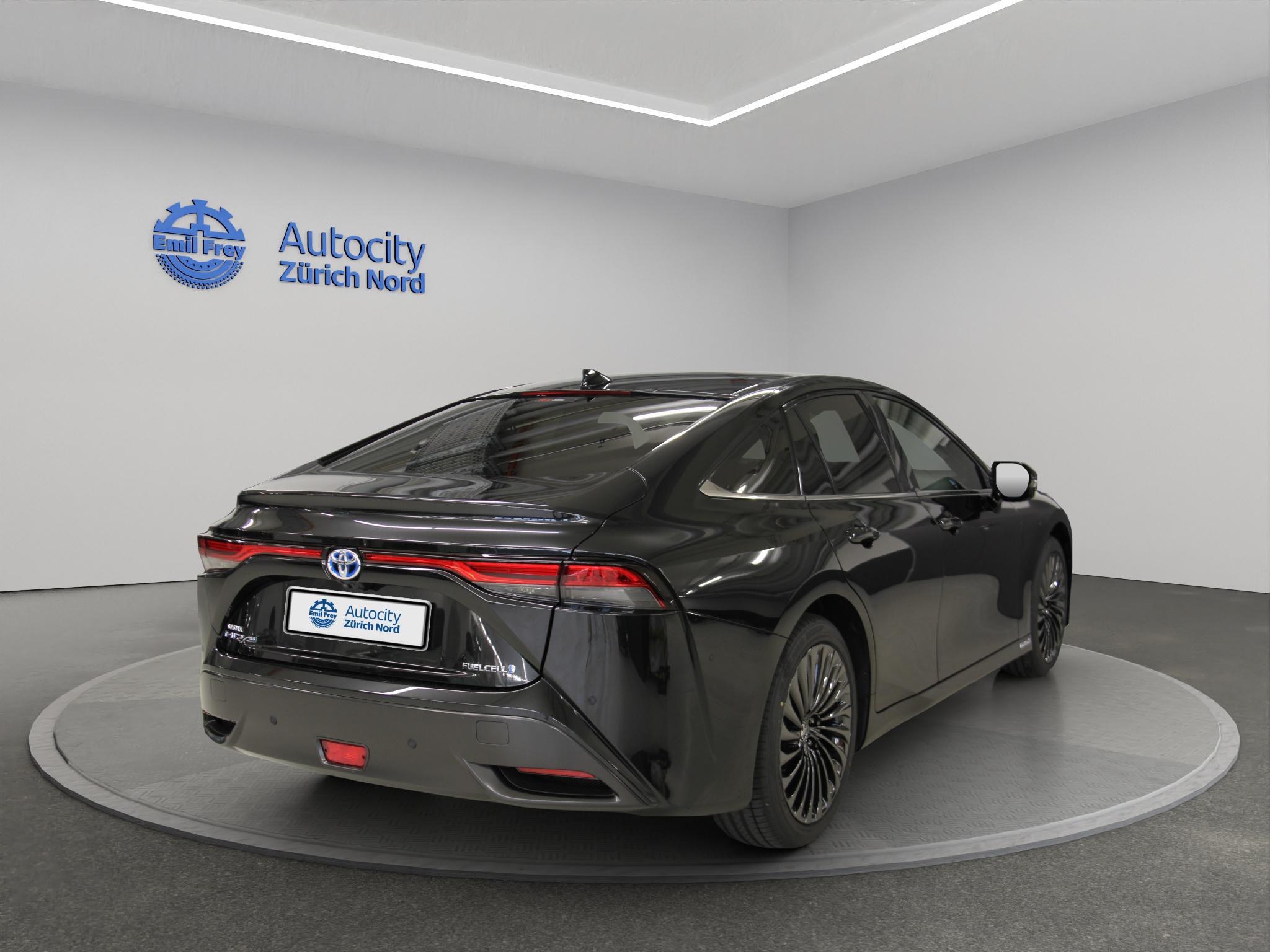 Toyota Mirai Fuel Cell Platinum_3