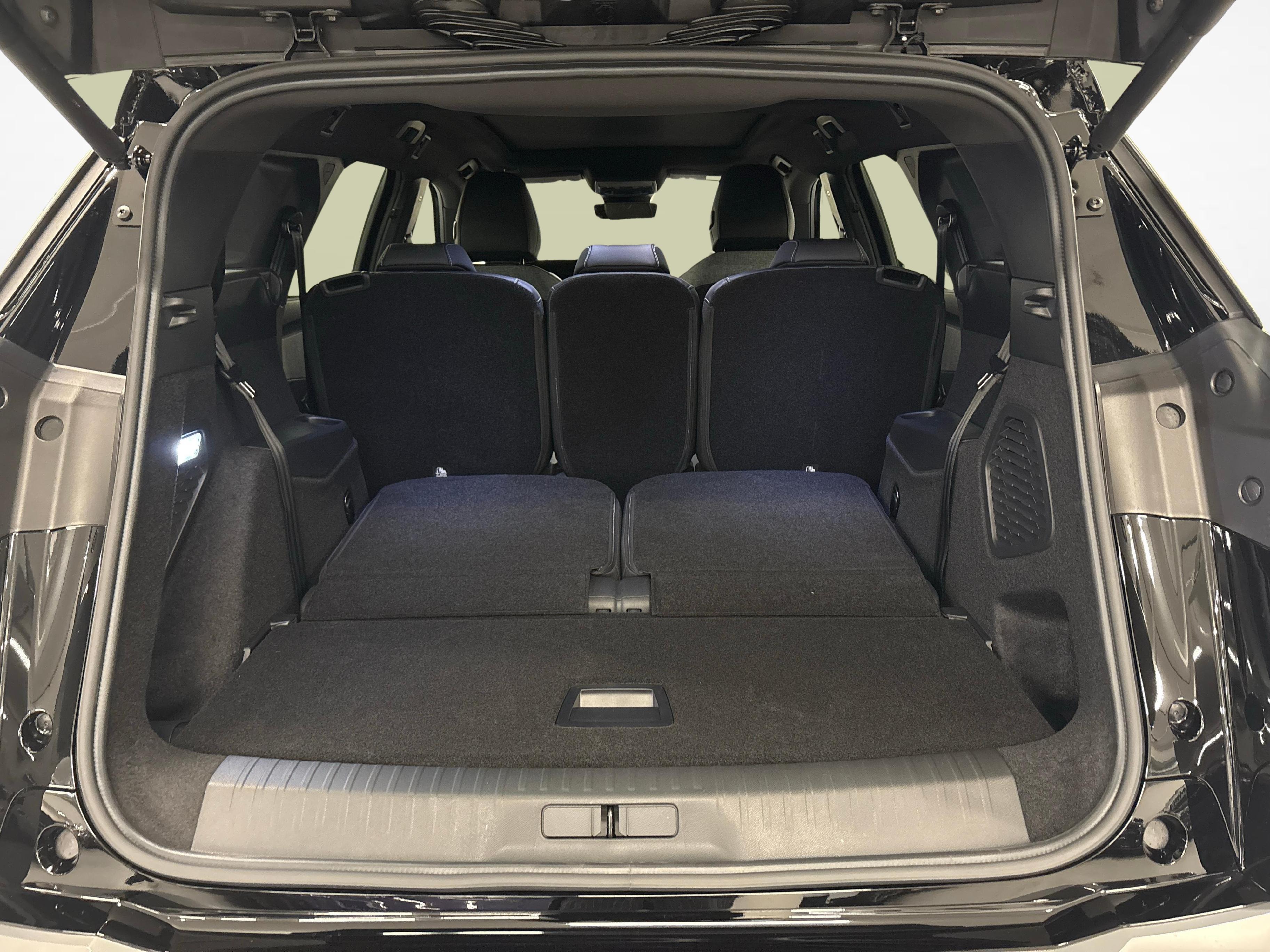 Peugeot 5008 e-GT Exclusive AWD_15