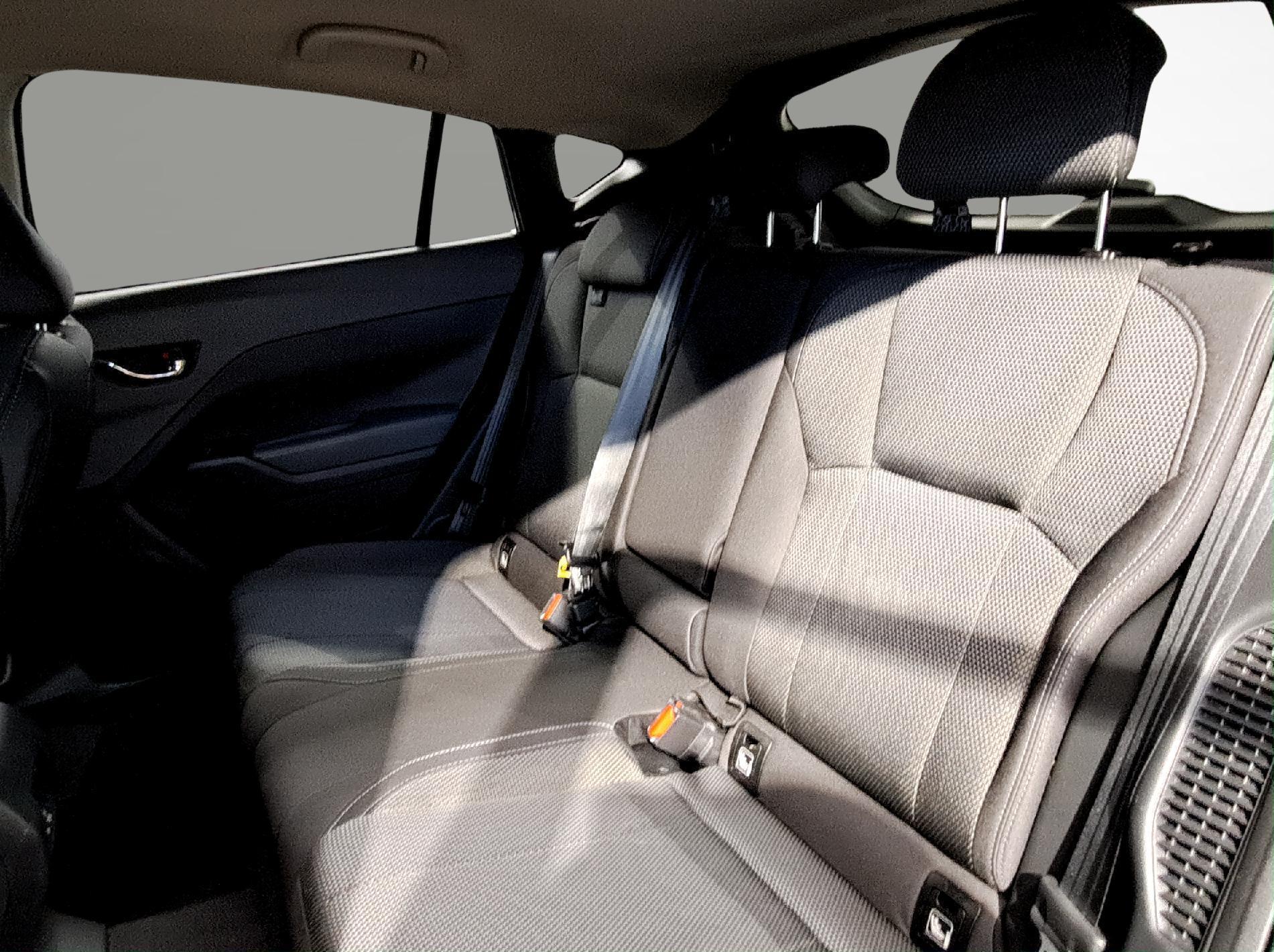 Subaru Crosstrek 2.0i e-Boxer Swiss Plus_11