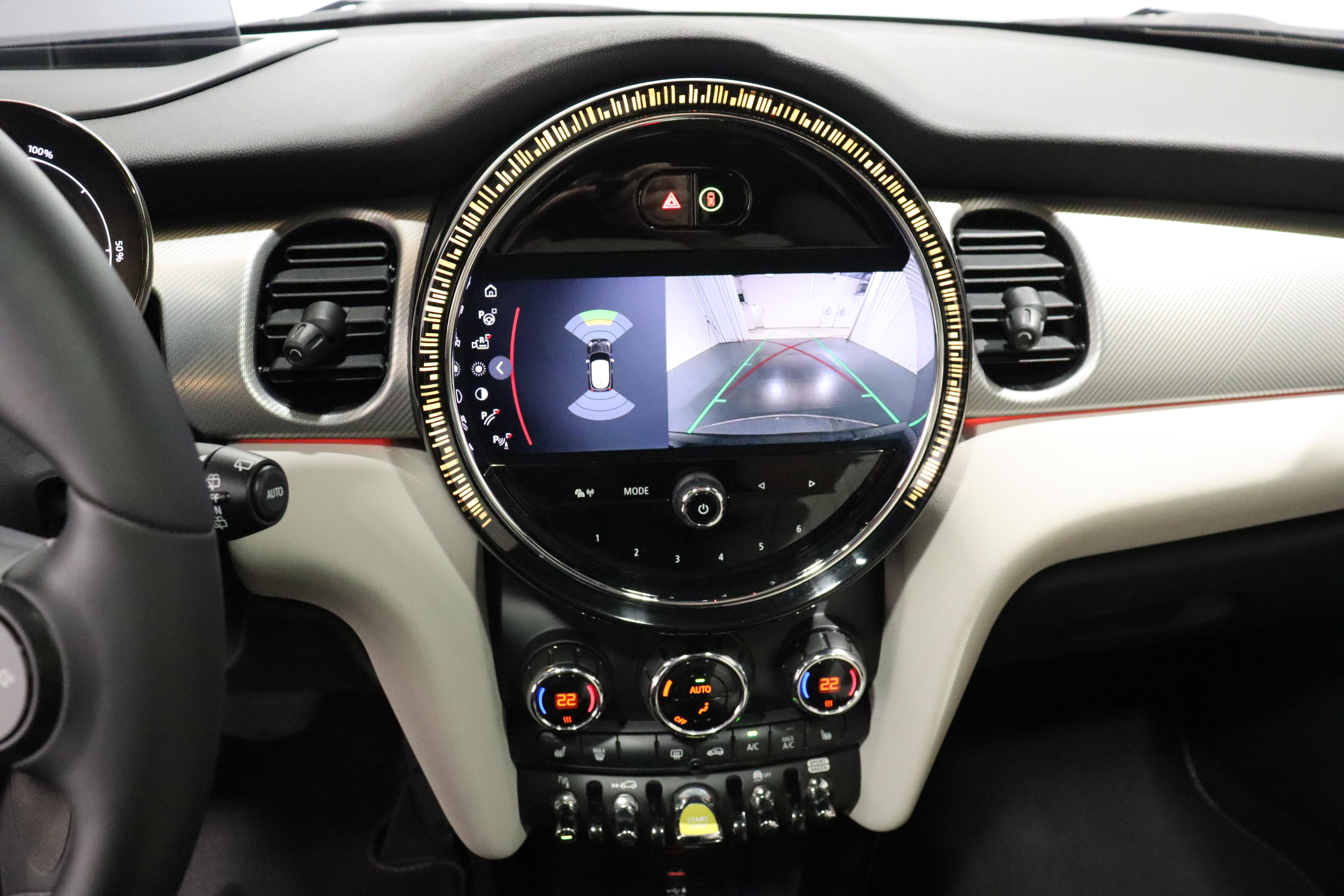 MINI F56 Cooper SE_13