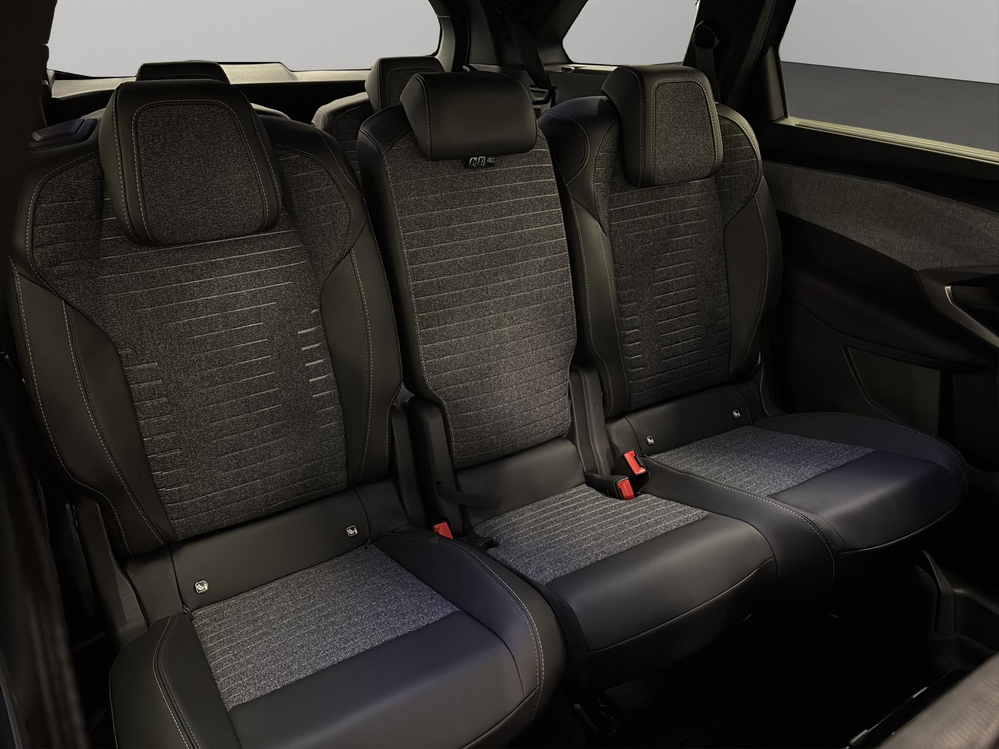 Peugeot 5008 1.2 Hybrid Allure Premium_11