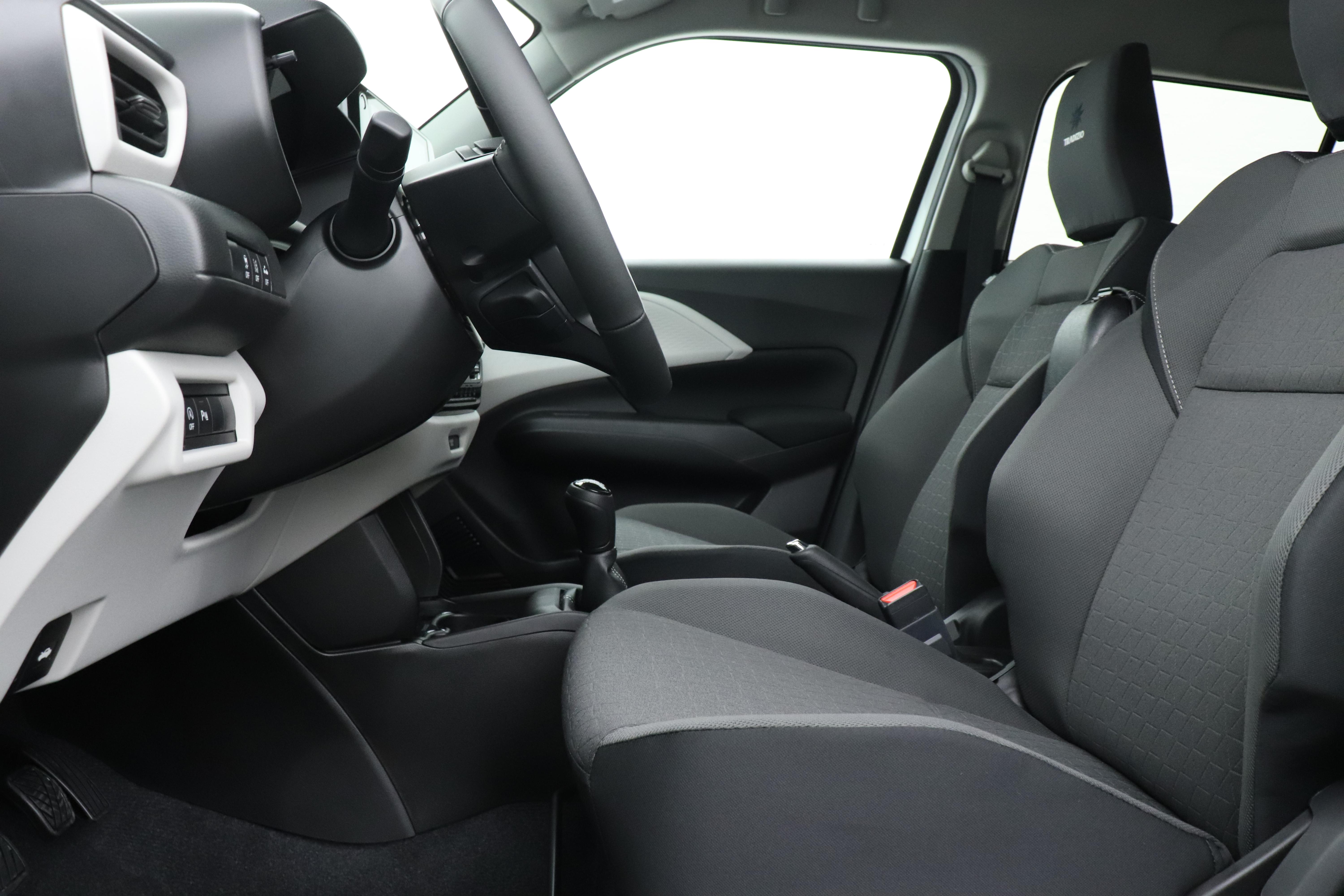 Suzuki Swift 1.2 Tradizio Hybrid 4x4_5