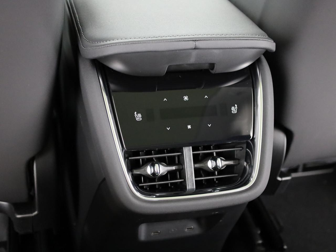 Volvo EX90 Twin Plus AWD_20