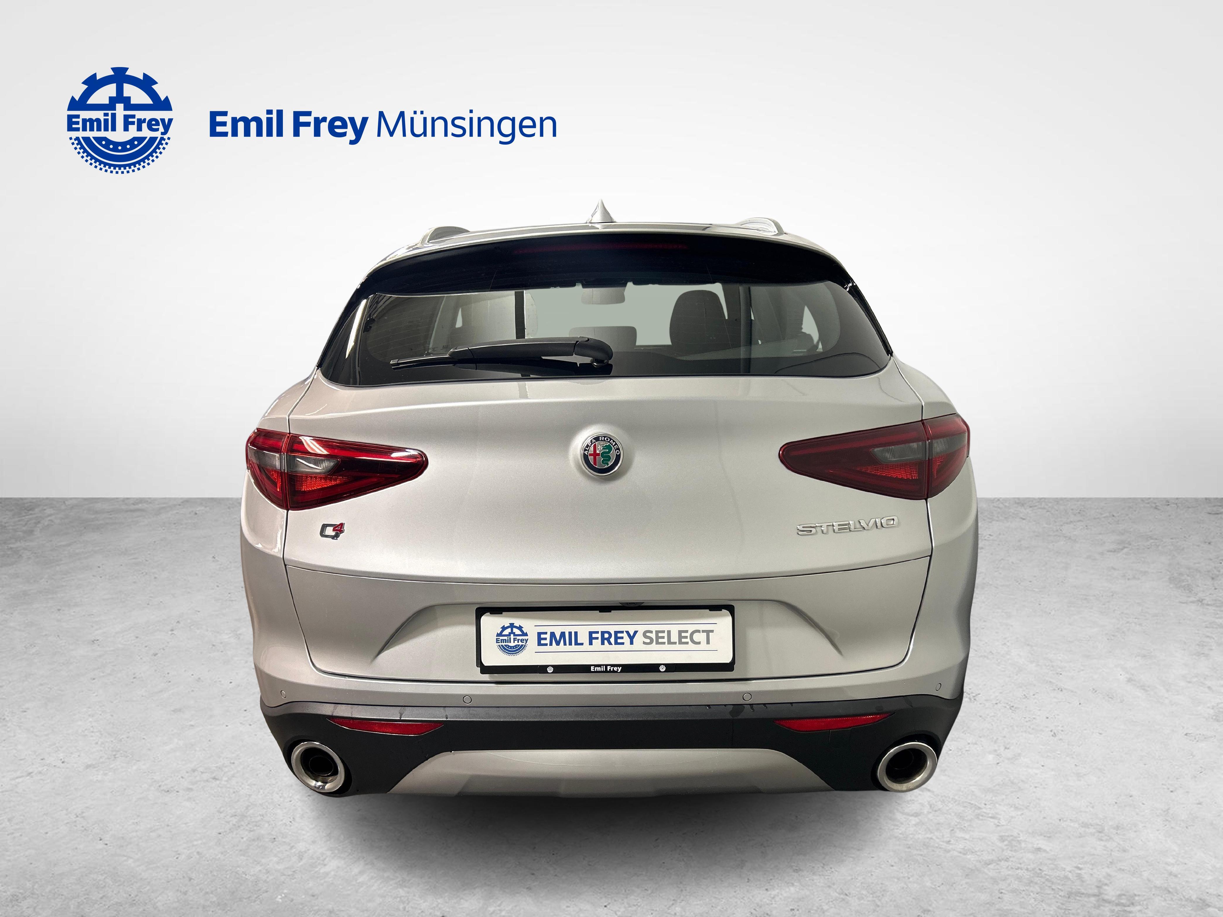 Alfa Romeo Stelvio 2.0 Q4 Super_13
