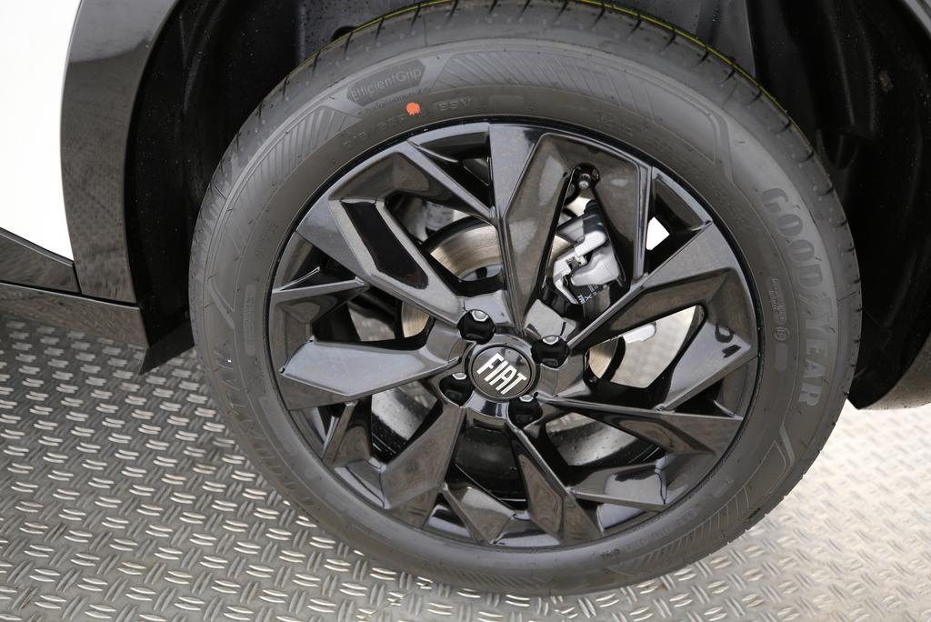 Fiat 600 1.2 Hybrid 145 Sport_6