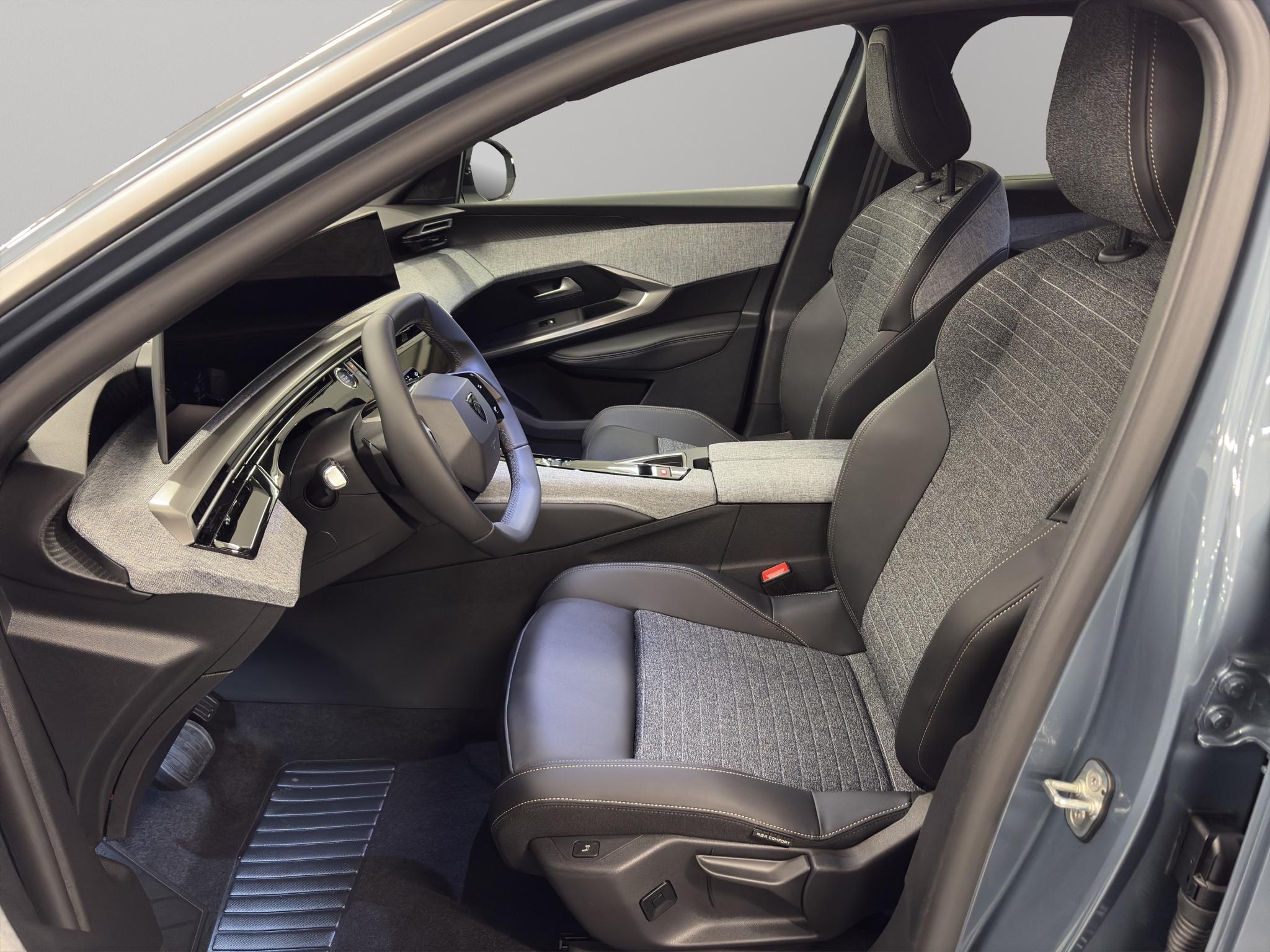 Peugeot 5008 1.2 Hybrid Allure Premium_7