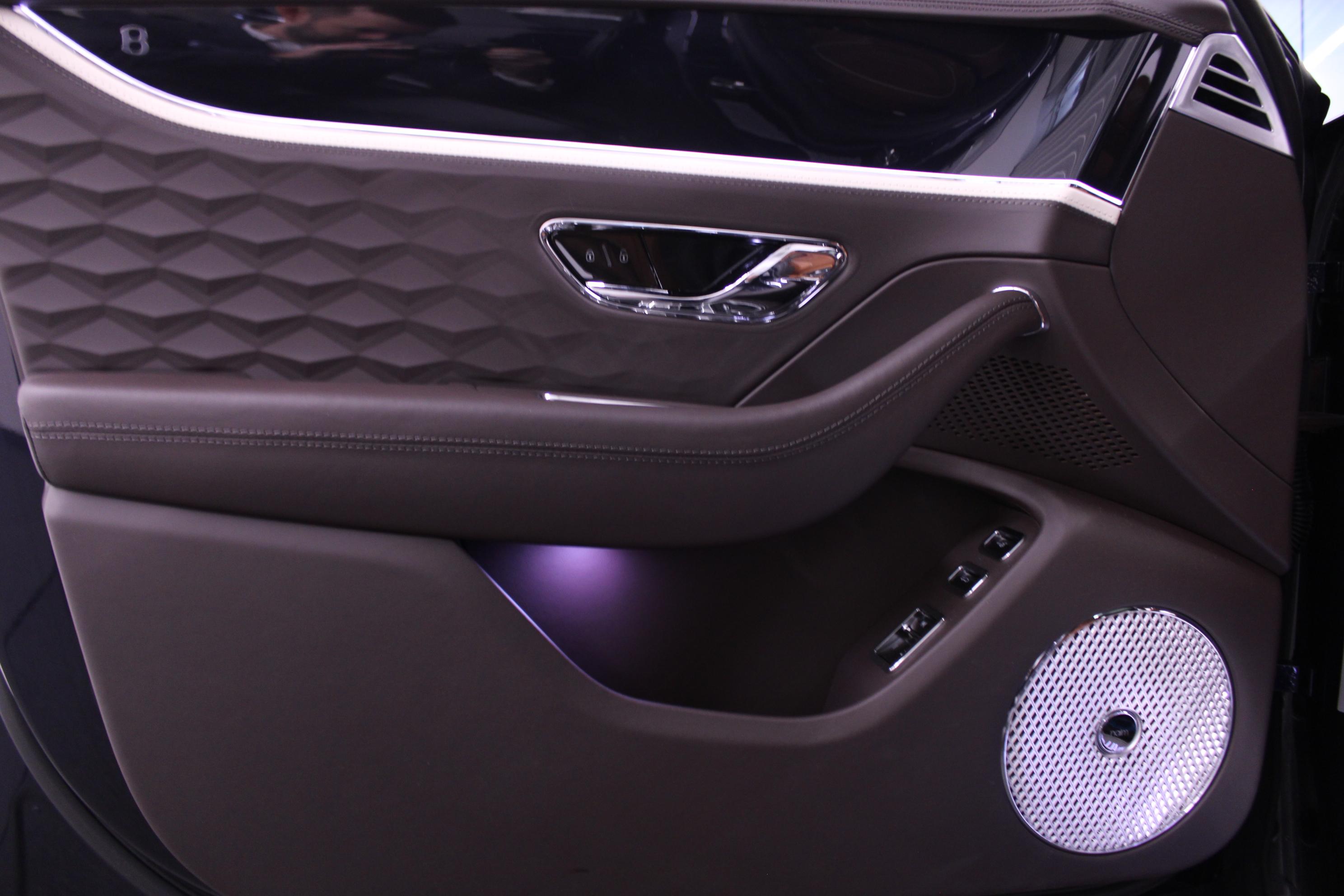 Bentley Flying Spur 4.0 V8 Mulliner_14
