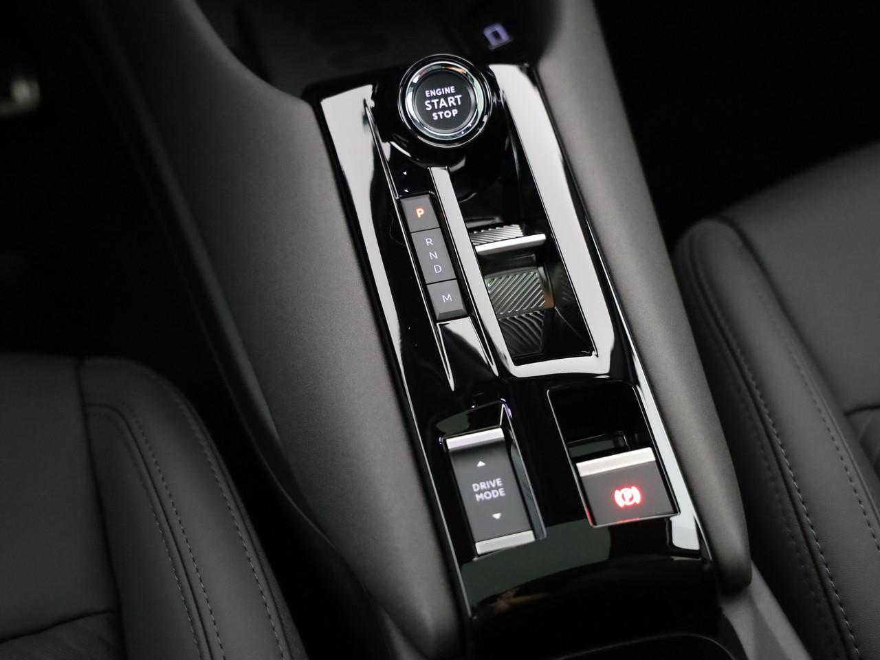 Alfa Romeo Junior 1.2 Ibrida Q4_16