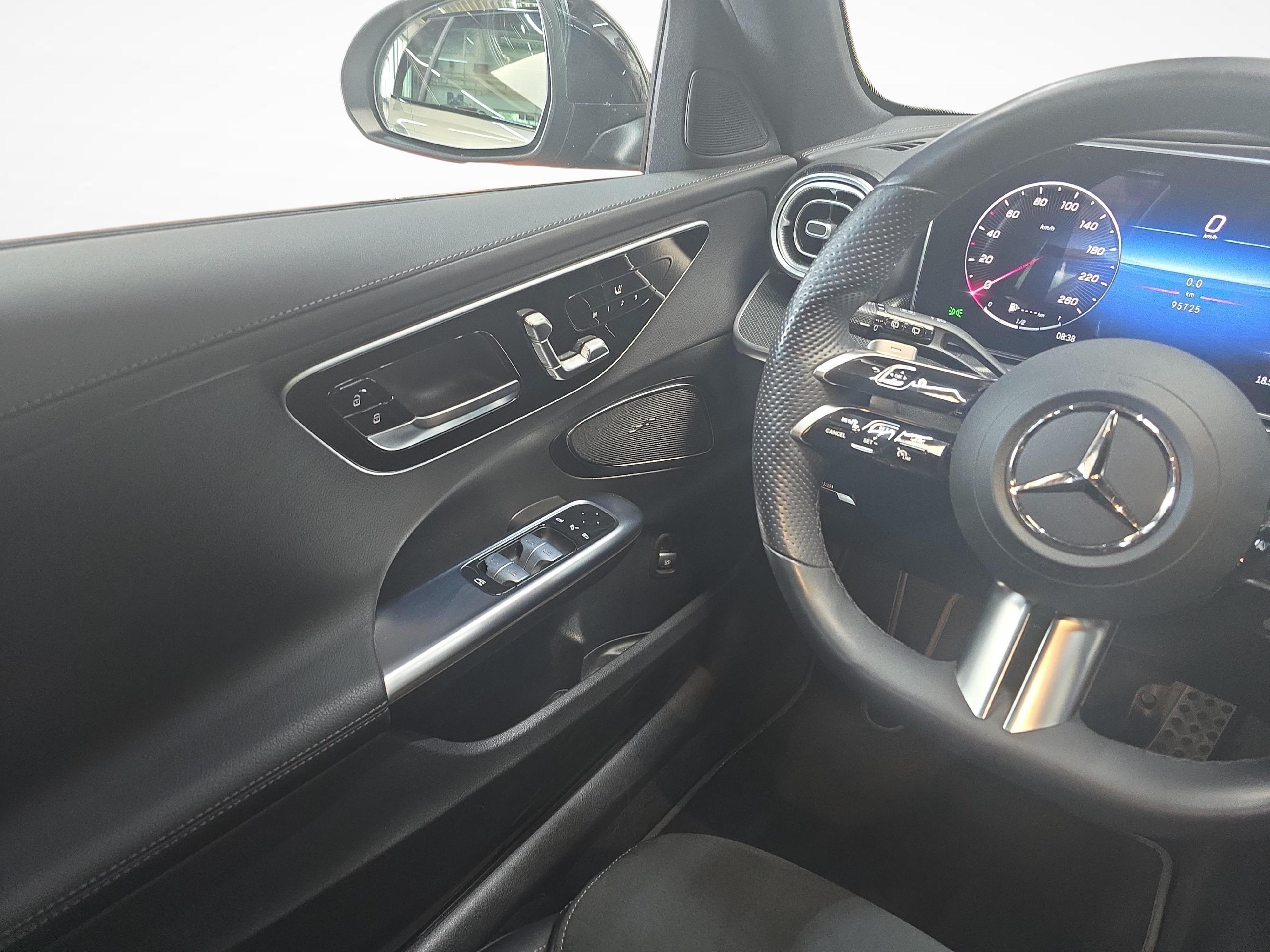 MERCEDES-BENZ C 220 d 4MATIC Swiss Star T-Modell AMG Line_8