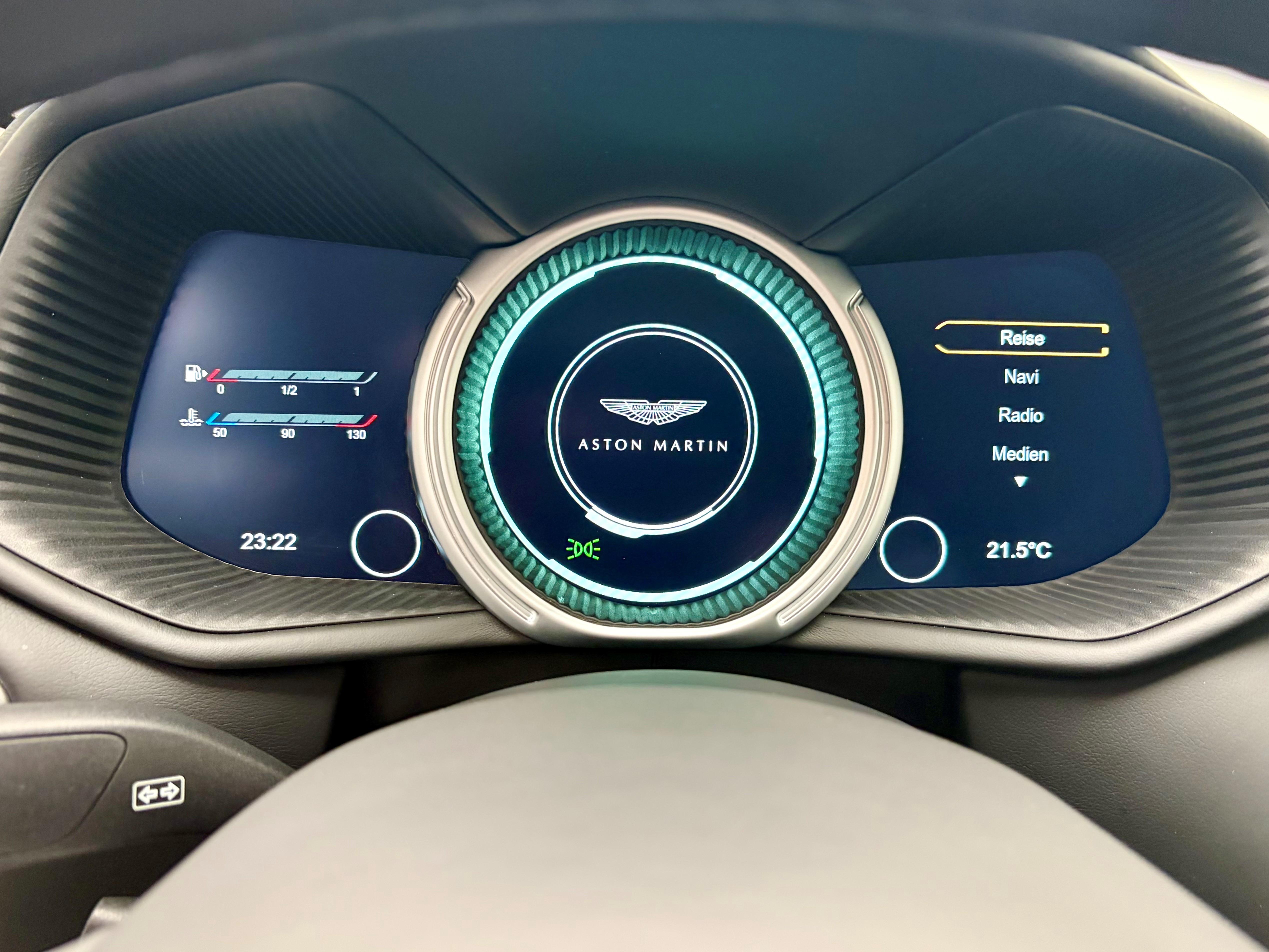 Aston Martin DB11 Coupé 4.0 V8 Bi-Turbo_6