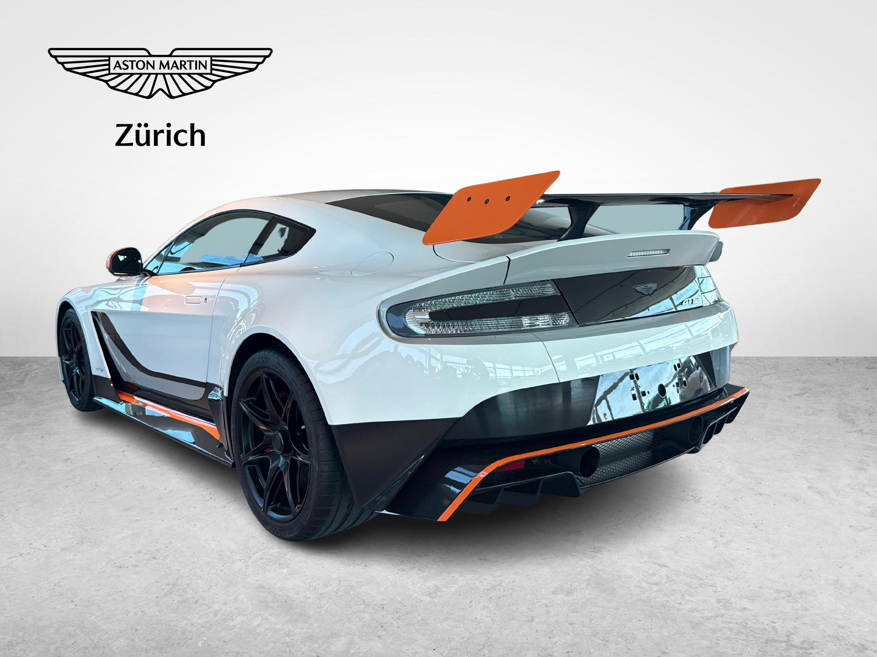 Aston Martin GT12_3