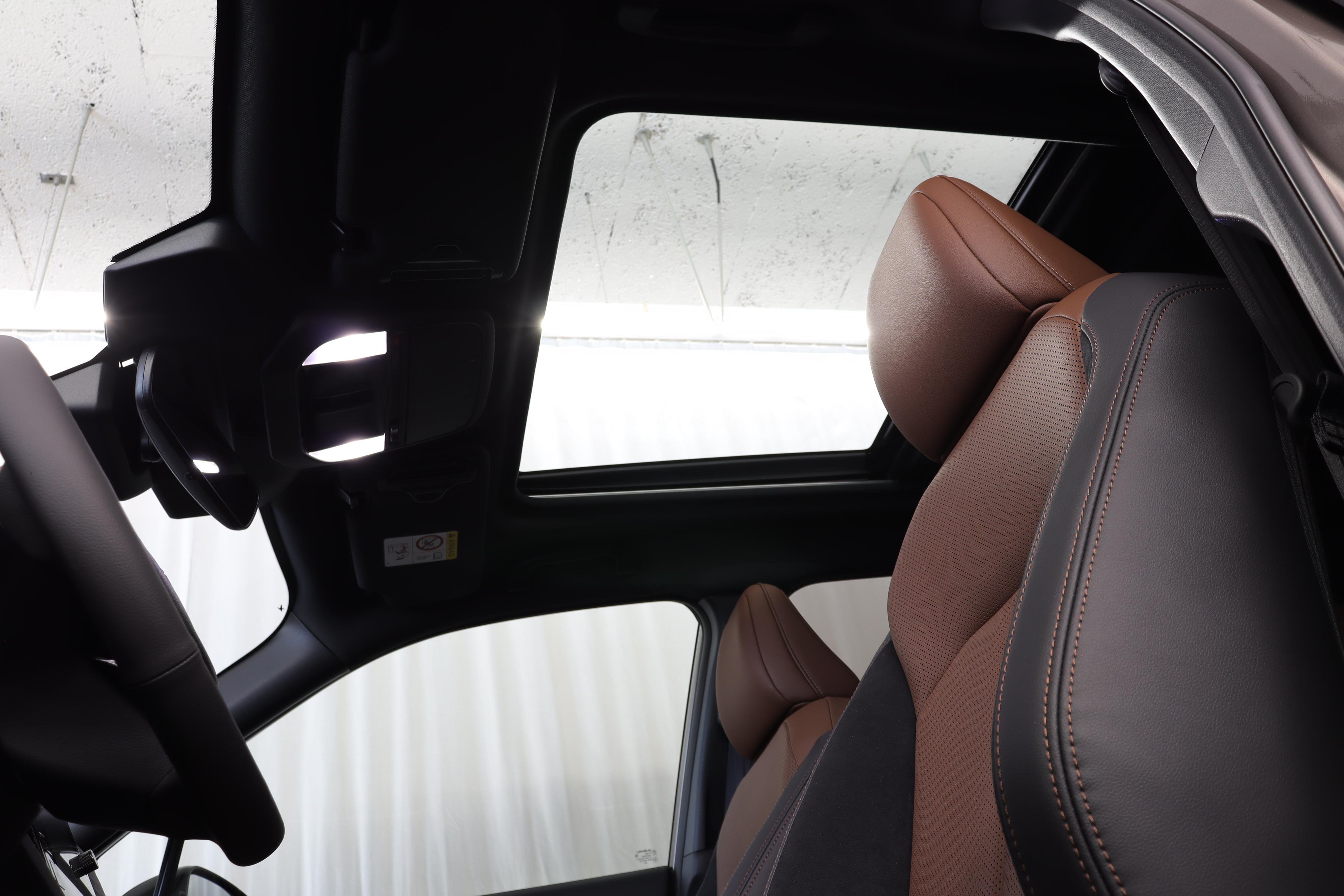 Subaru Forester Station 2.0i e-Boxer Luxury_4